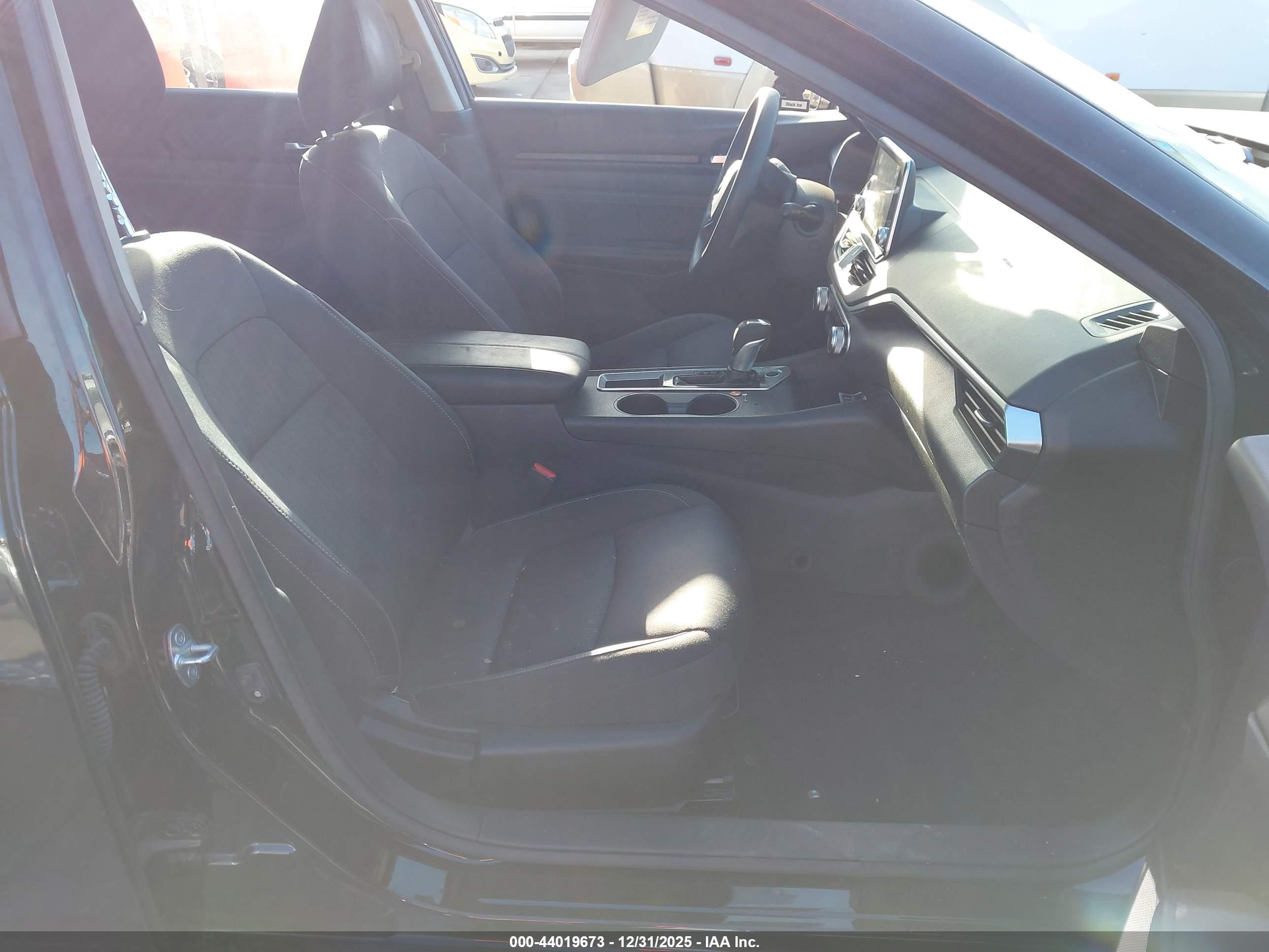 NISSAN ALTIMA image 5