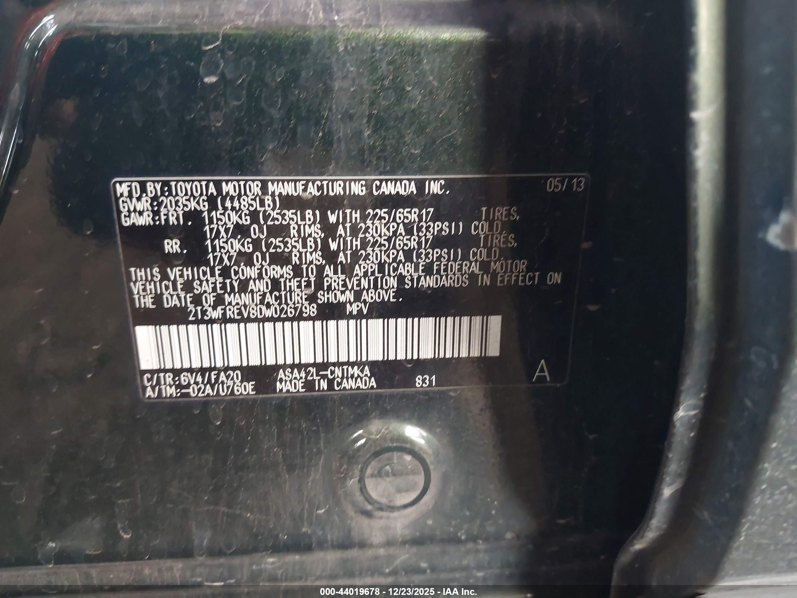 TOYOTA RAV4 image 9
