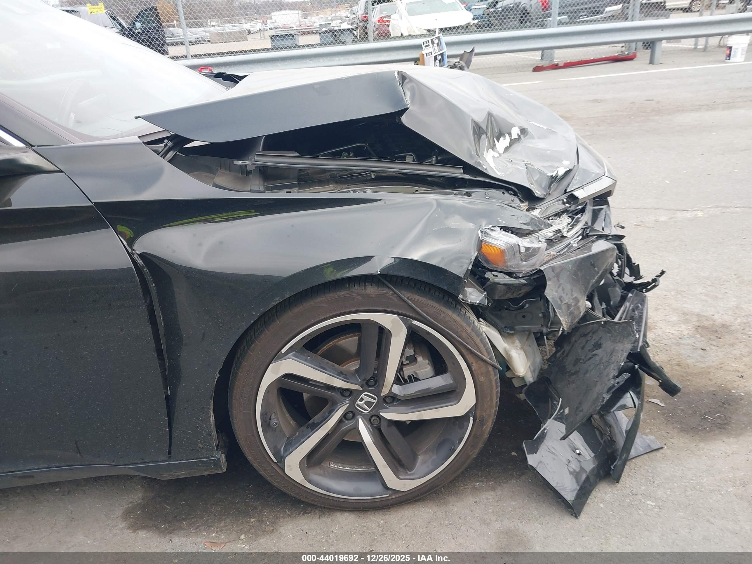 HONDA ACCORD image 6
