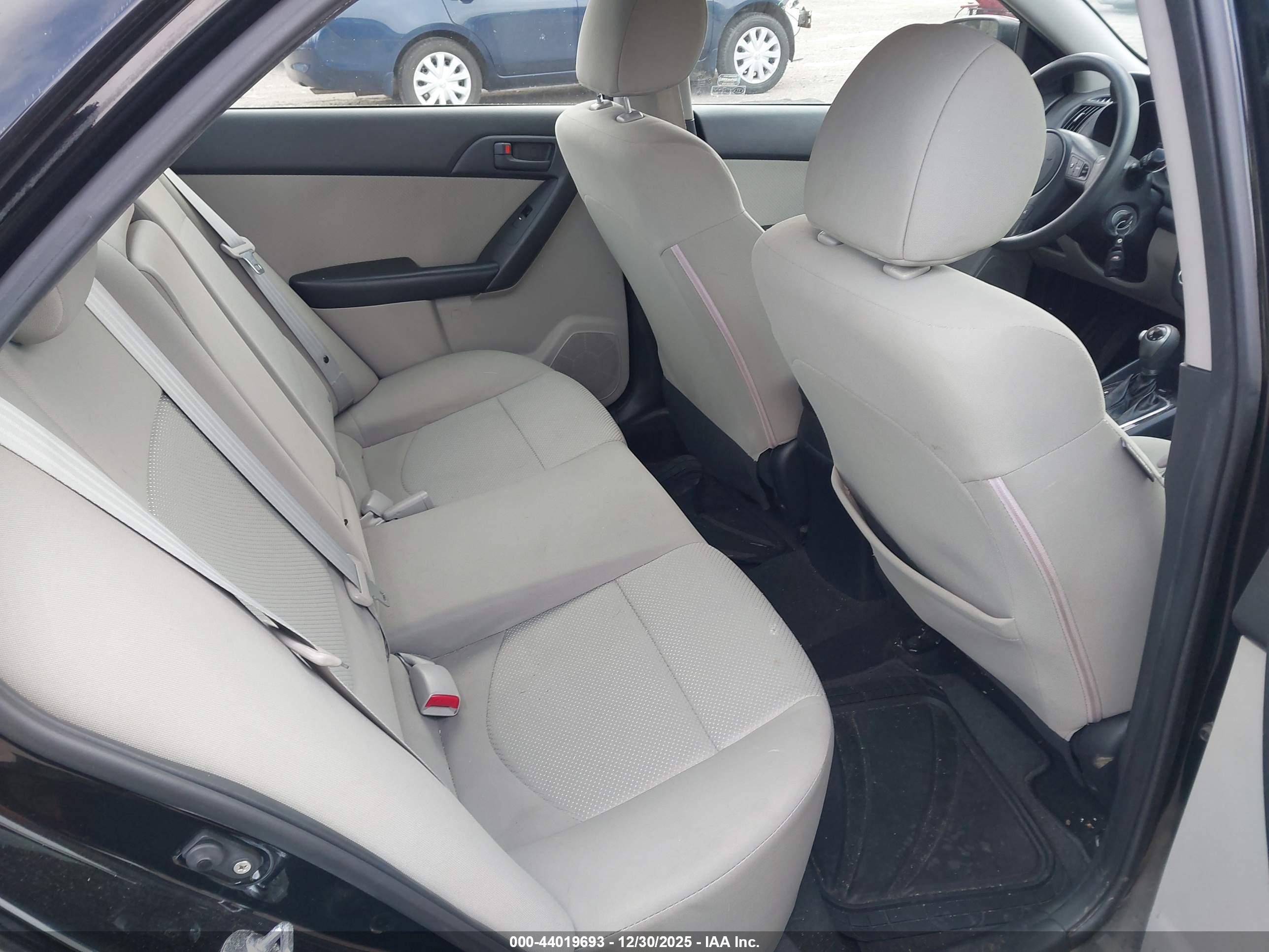 KIA FORTE image 8