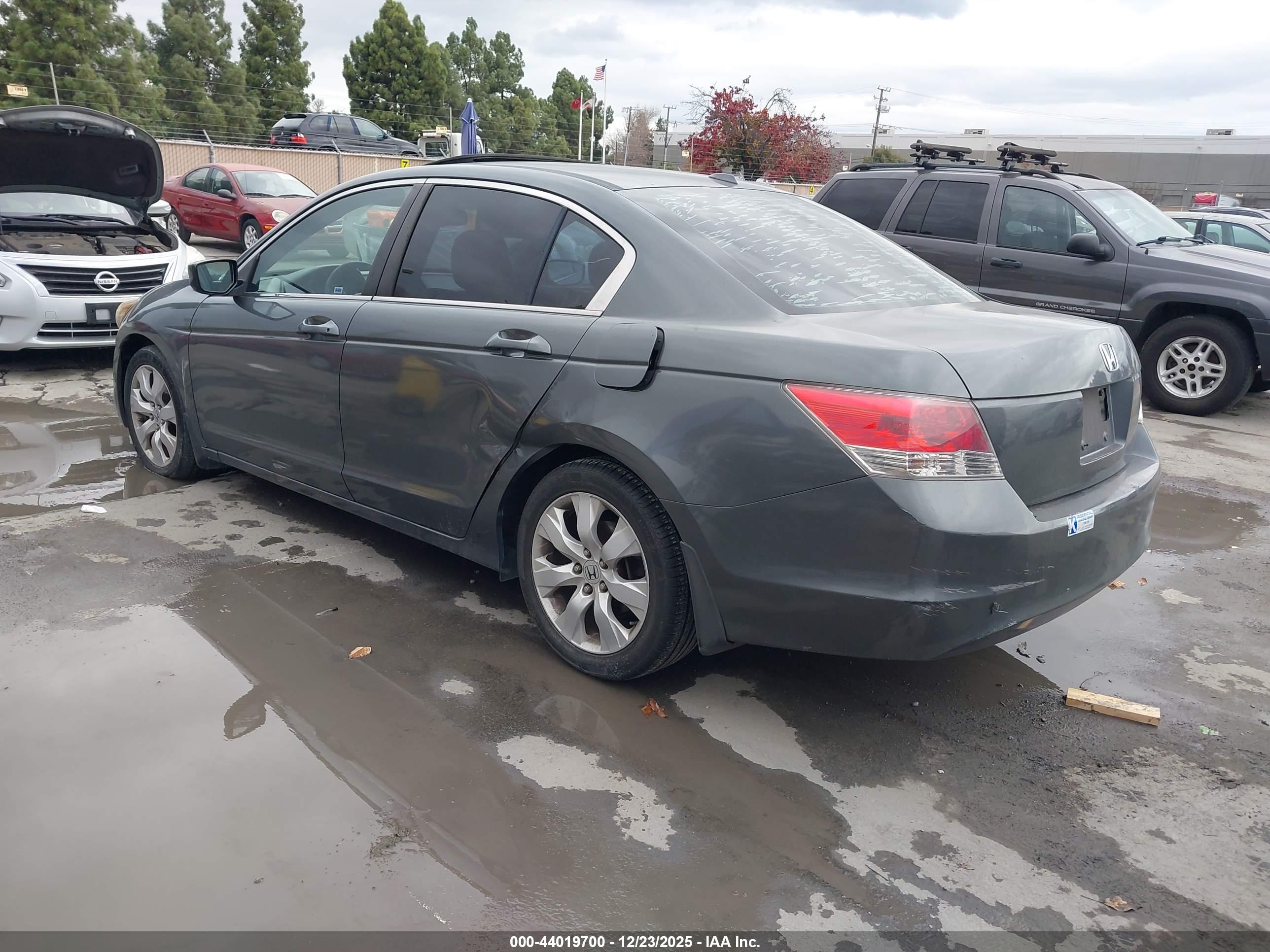 HONDA ACCORD image 3