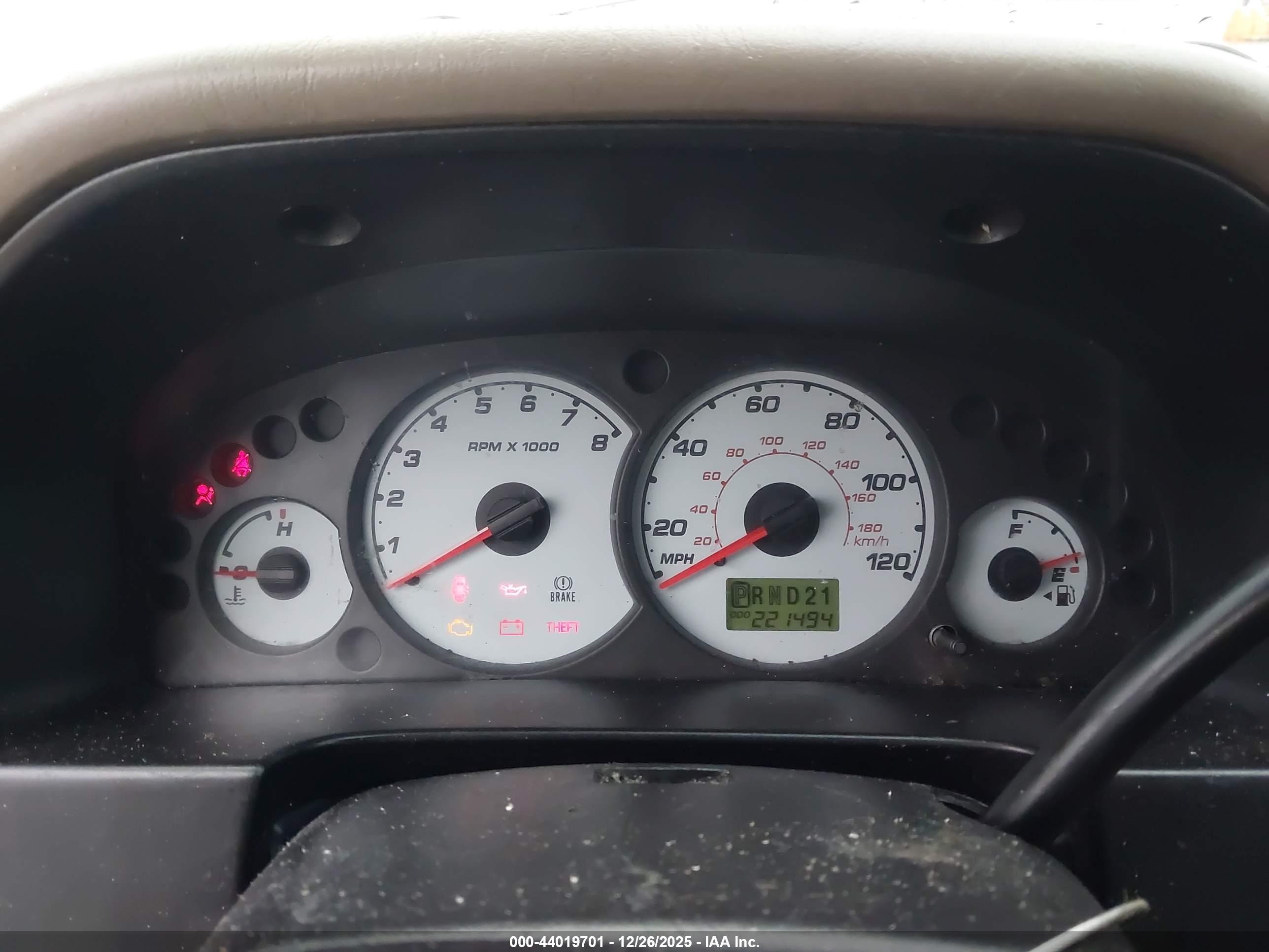FORD ESCAPE image 7