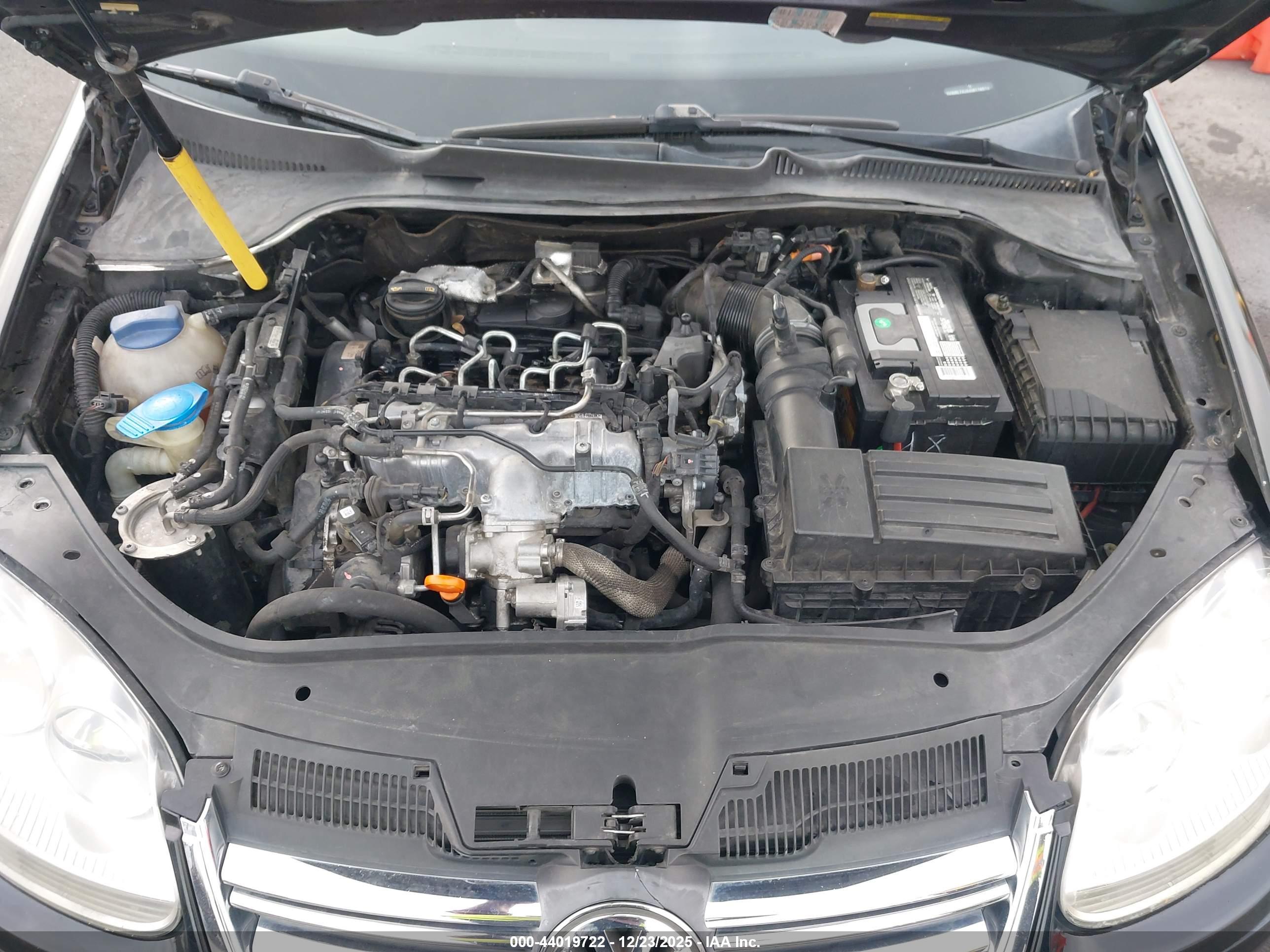 VOLKSWAGEN JETTA image 10