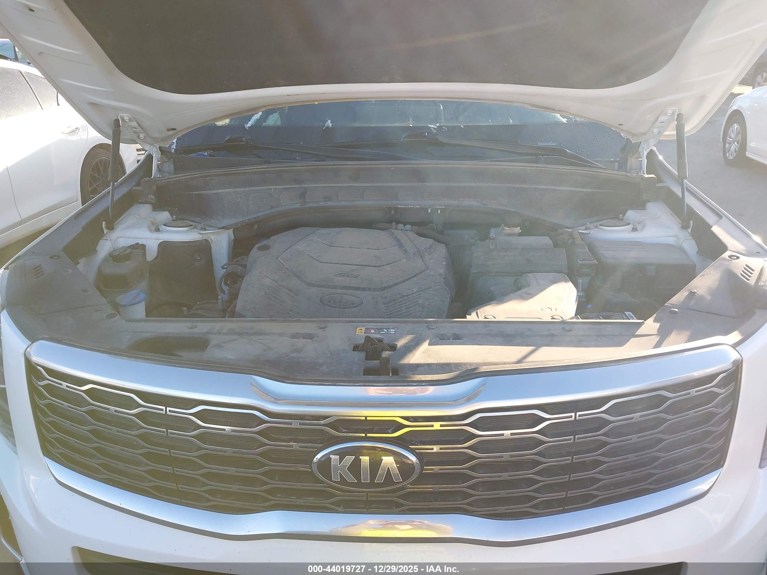 KIA TELLURIDE image 10
