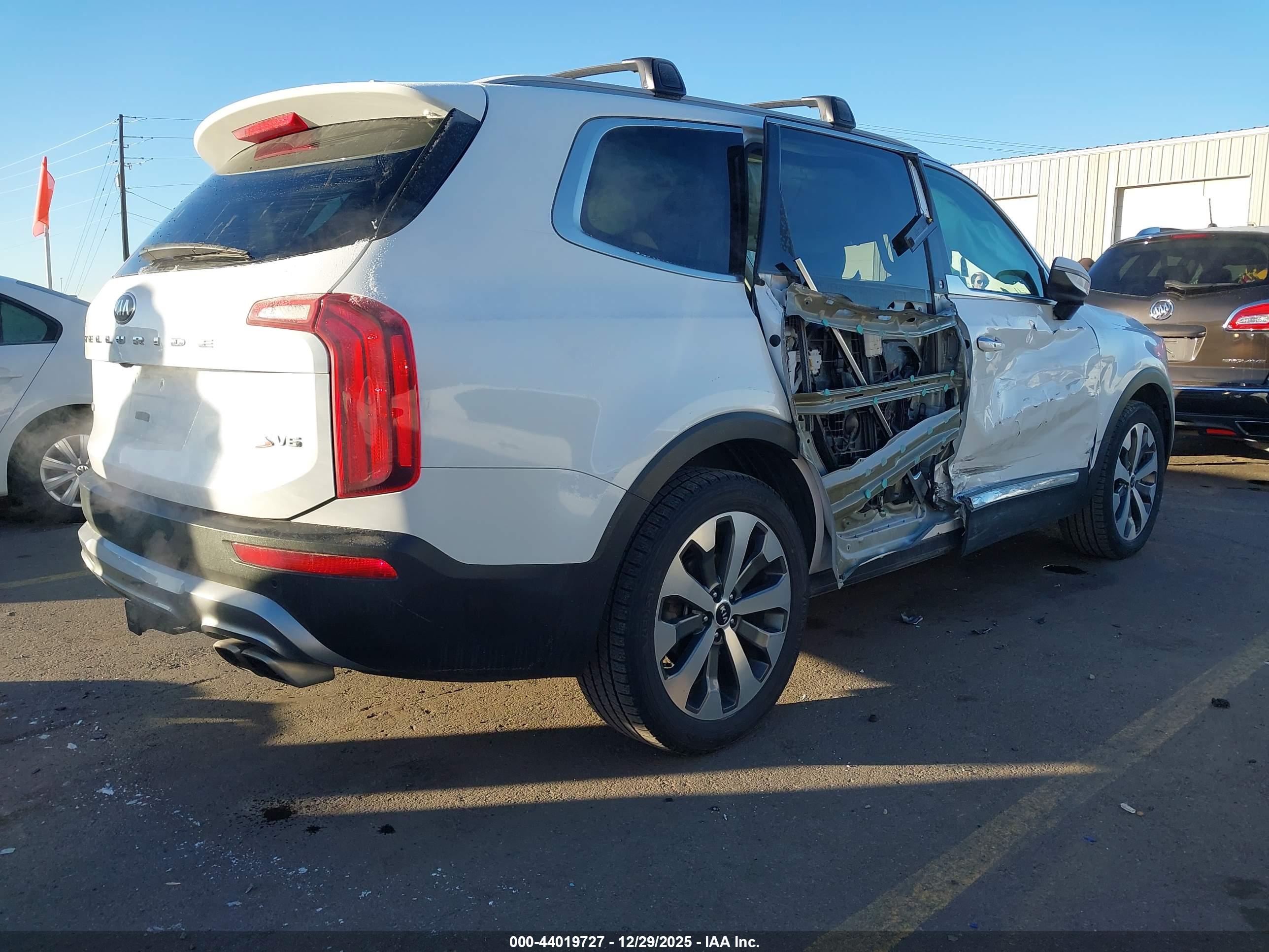 KIA TELLURIDE image 4