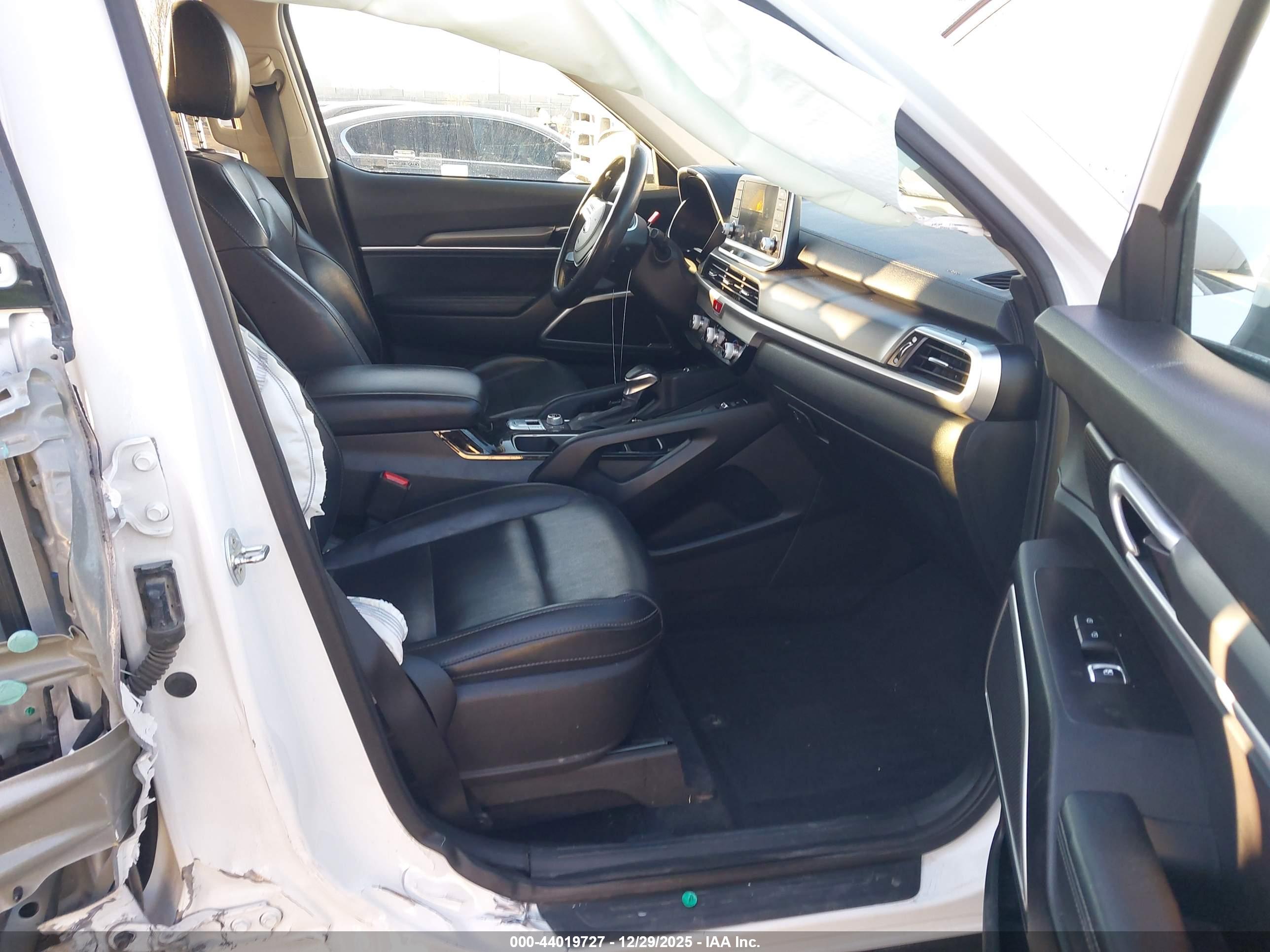 KIA TELLURIDE image 5