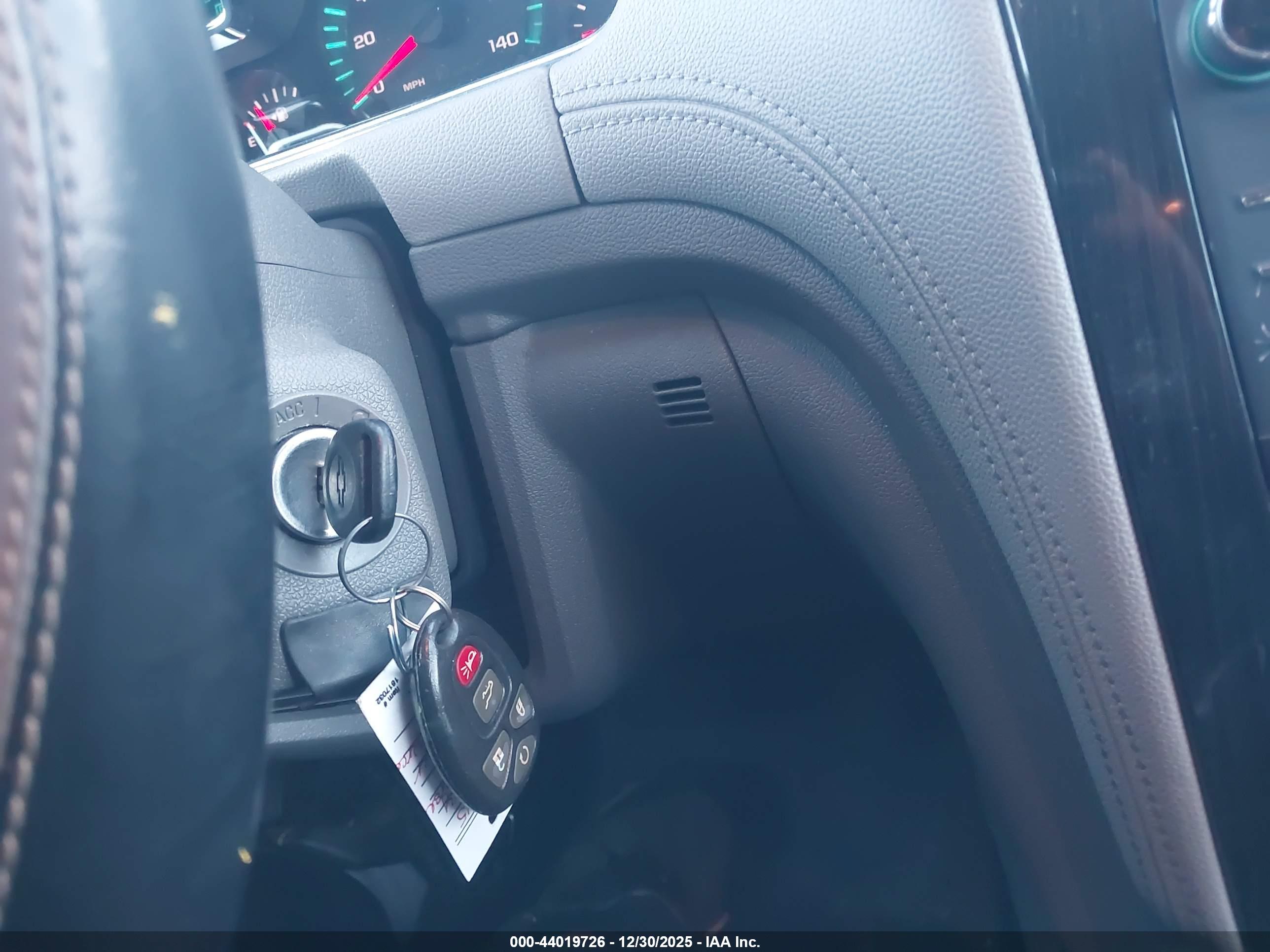 CHEVROLET TRAVERSE image 11