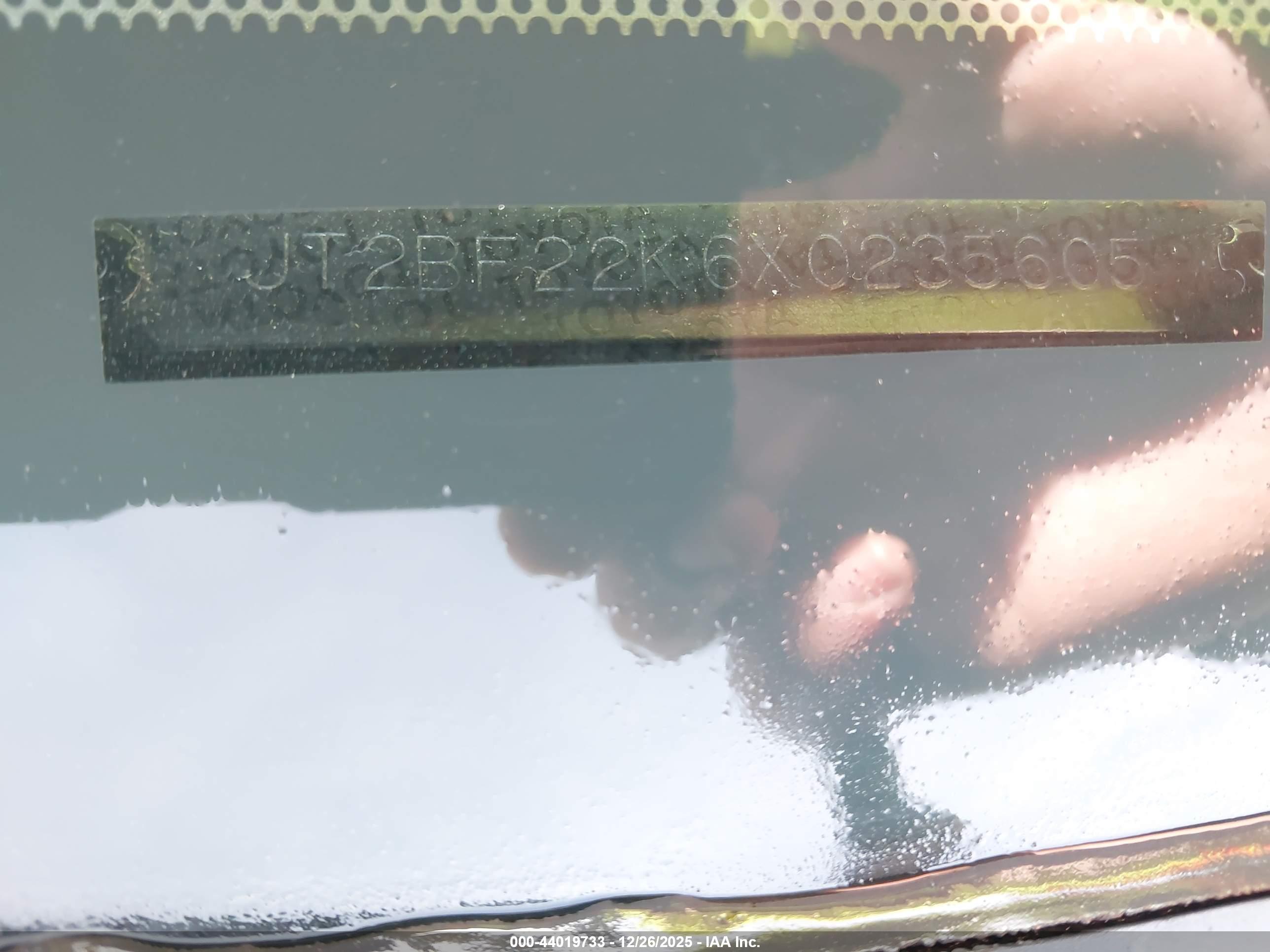 TOYOTA CAMRY image 9