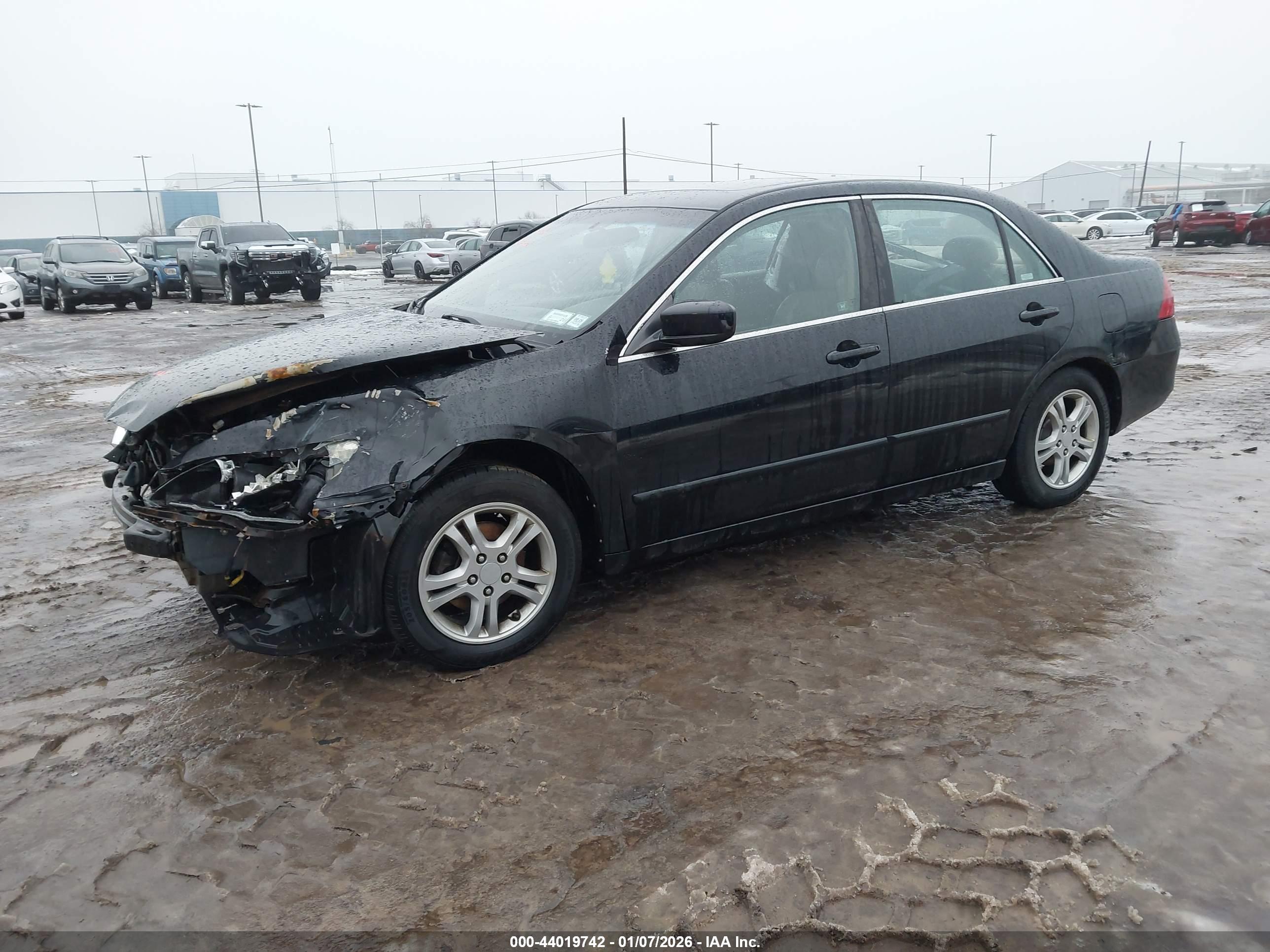 HONDA ACCORD image 2