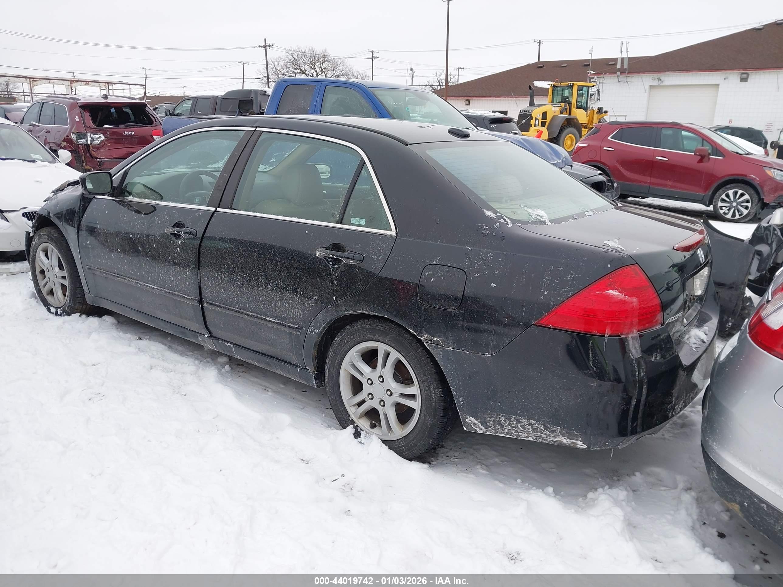 HONDA ACCORD image 3
