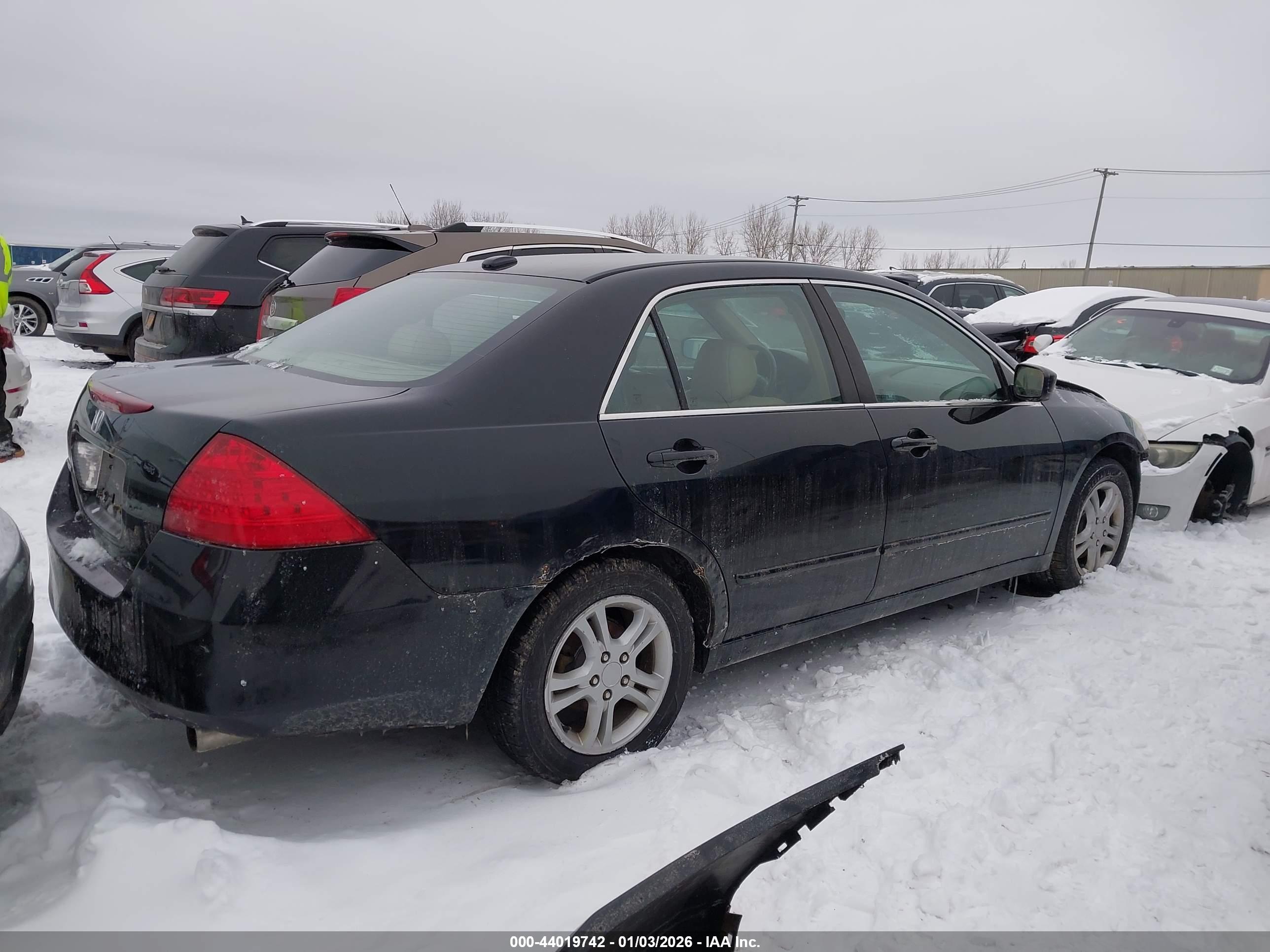 HONDA ACCORD image 4