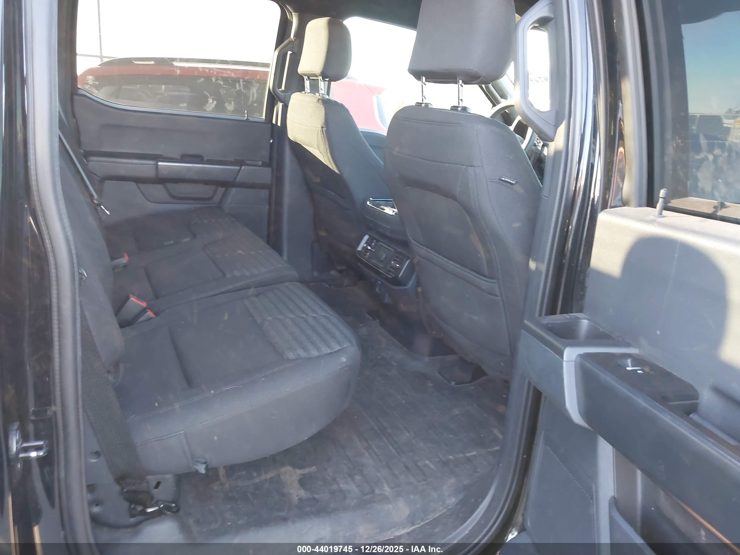 FORD F-150 image 8