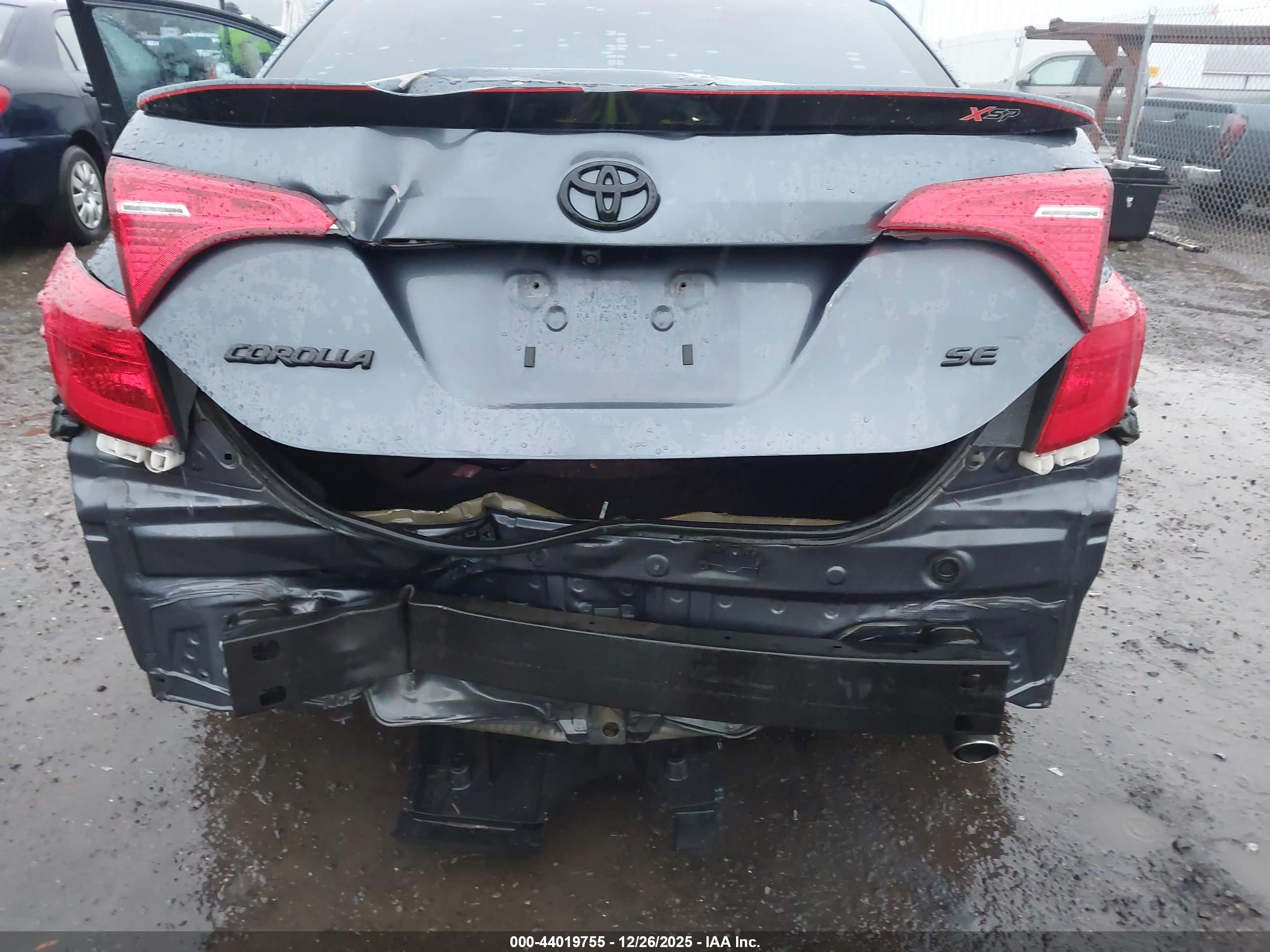 TOYOTA COROLLA image 6
