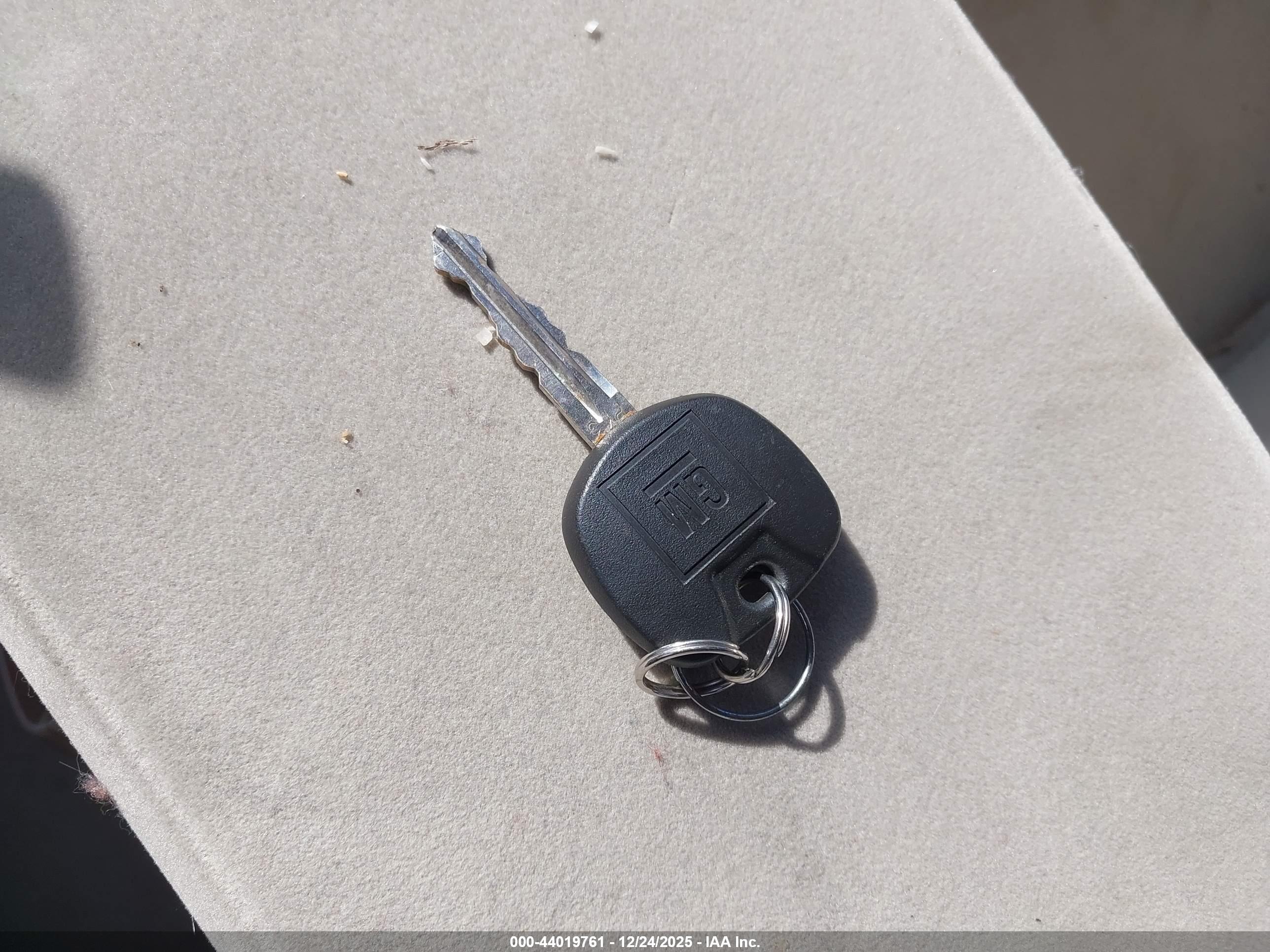 BUICK LACROSSE image 11