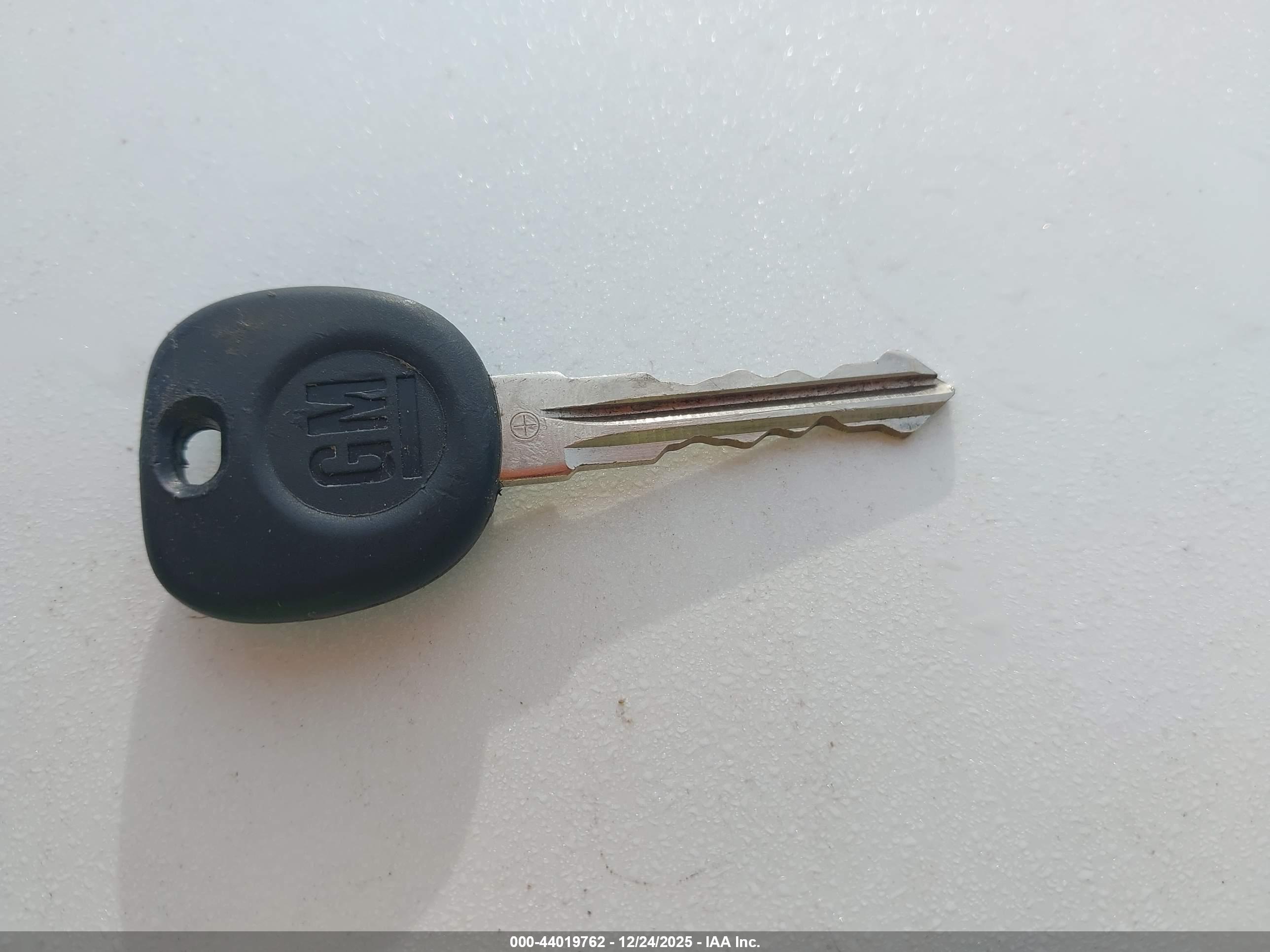 BUICK LUCERNE image 11