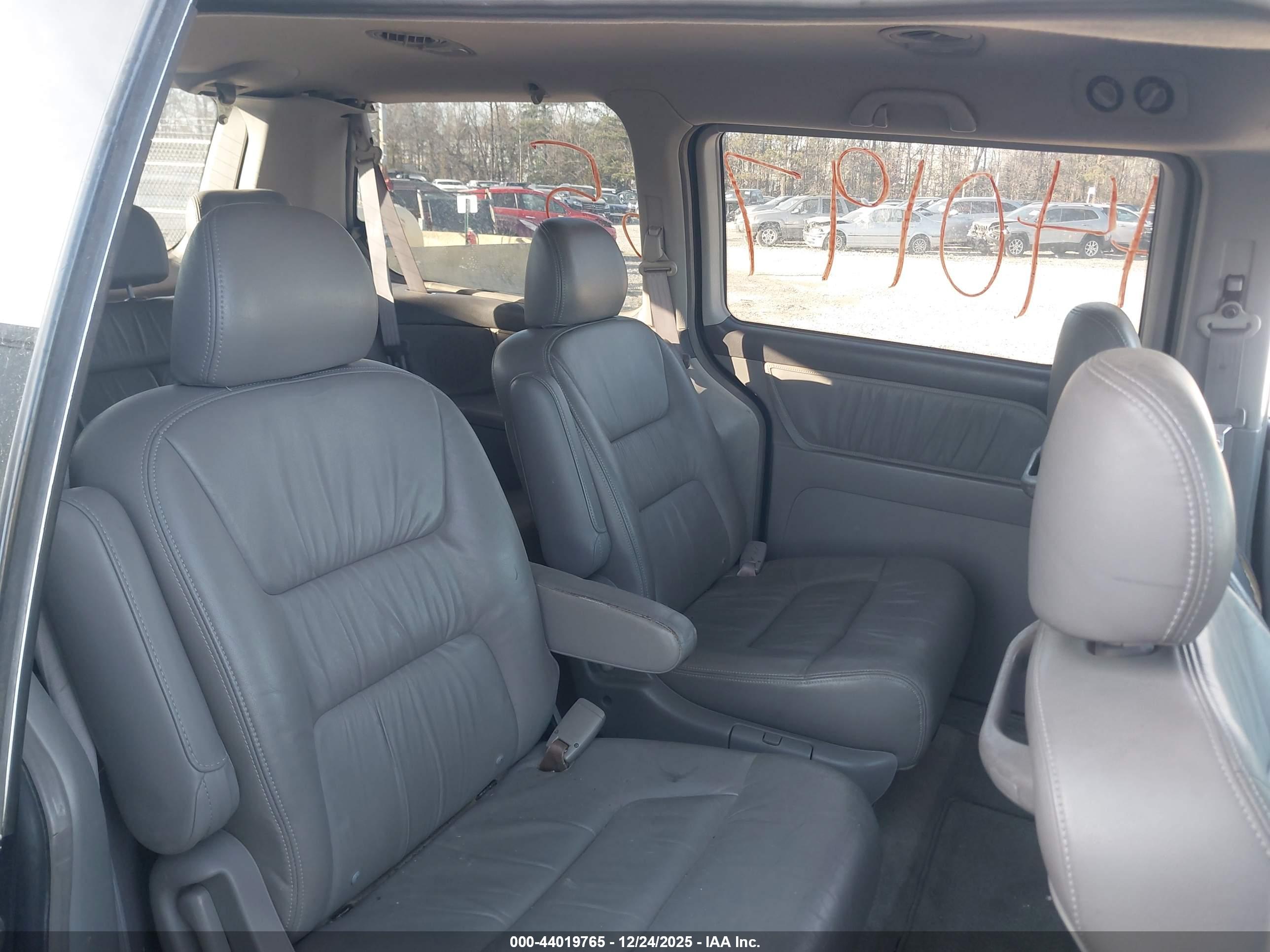 HONDA ODYSSEY image 8