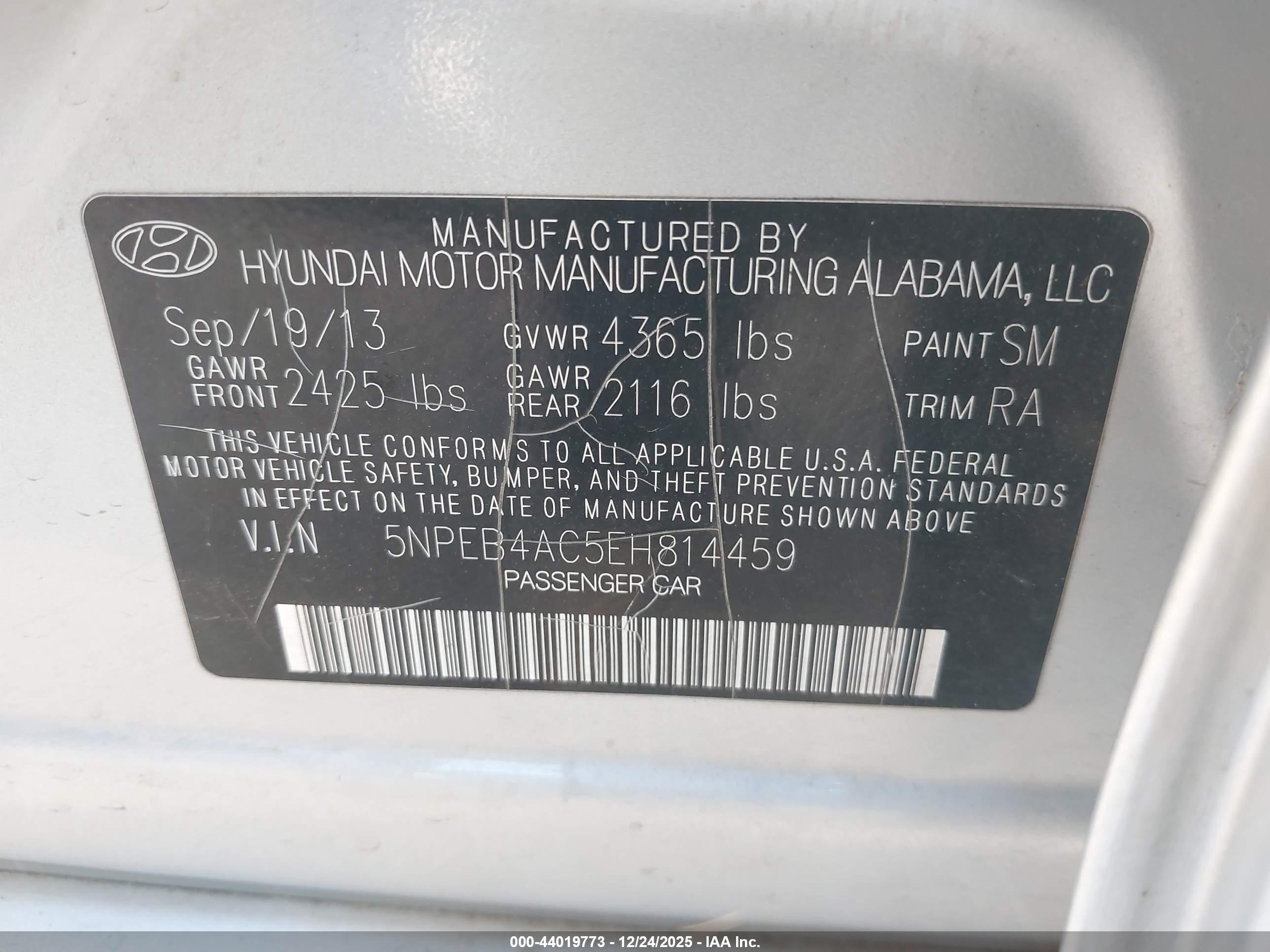 HYUNDAI SONATA image 9