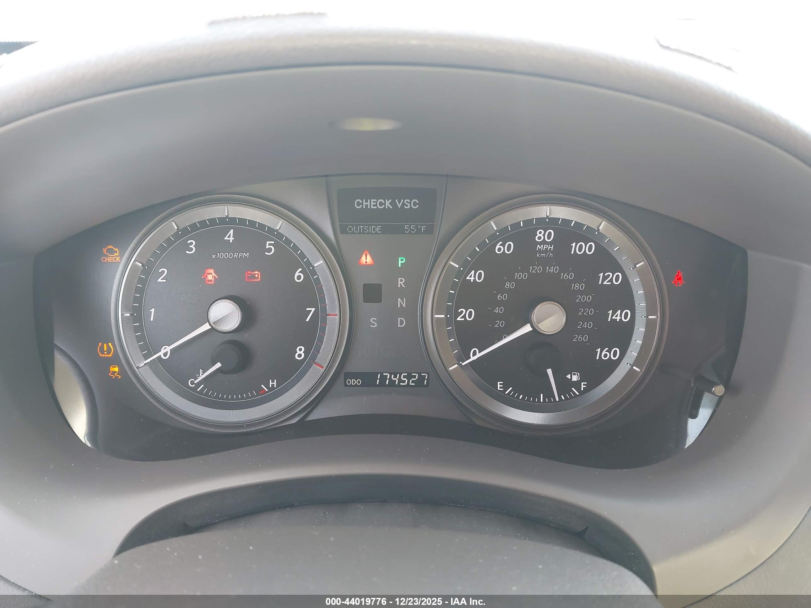LEXUS ES image 7