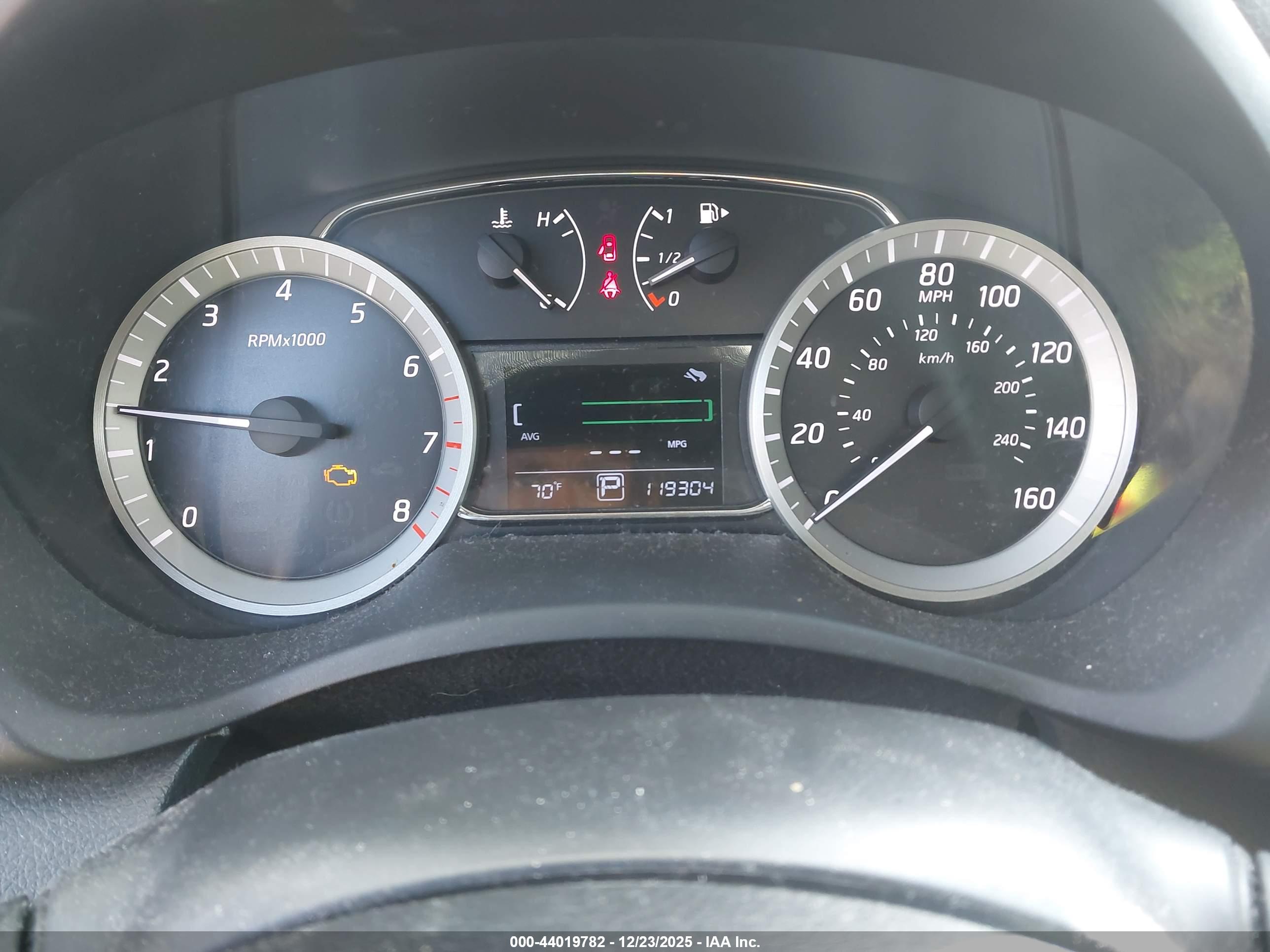 NISSAN SENTRA image 7