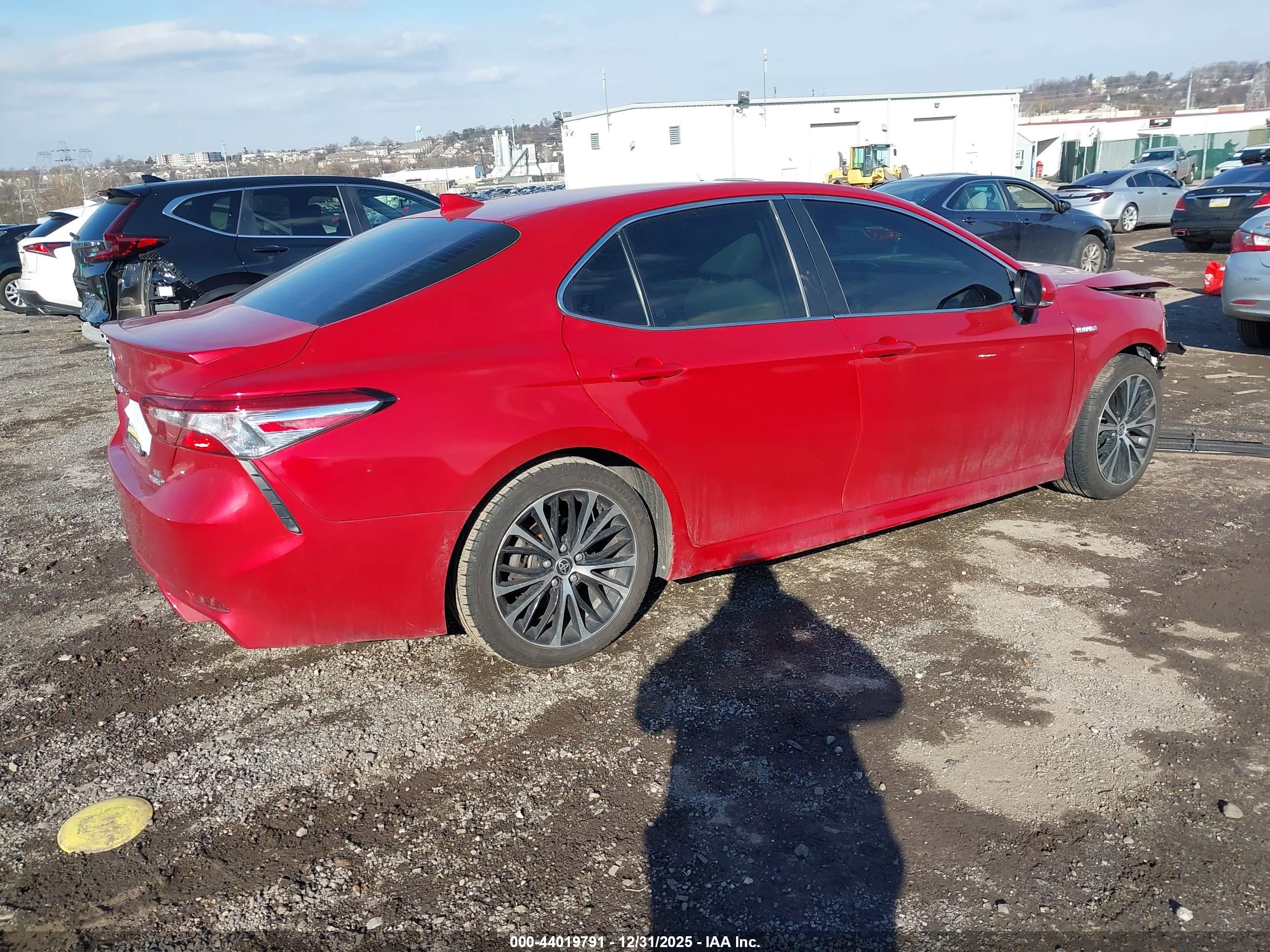 TOYOTA CAMRY image 4