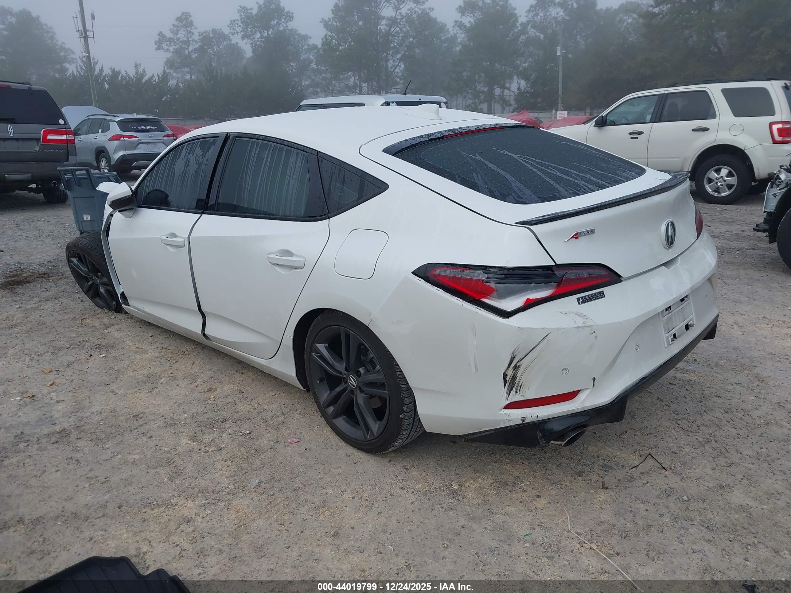 ACURA INTEGRA image 3