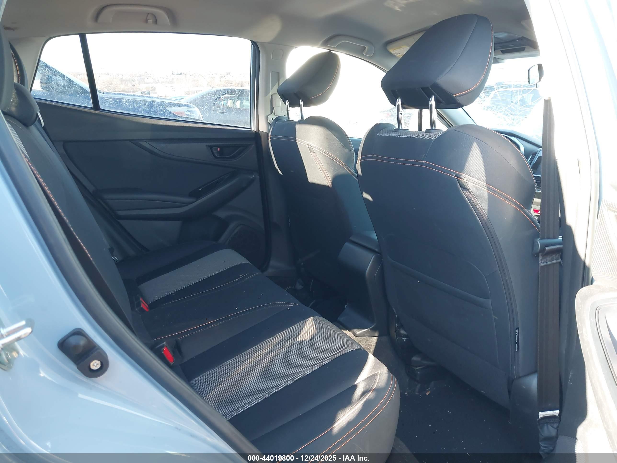SUBARU CROSSTREK image 8