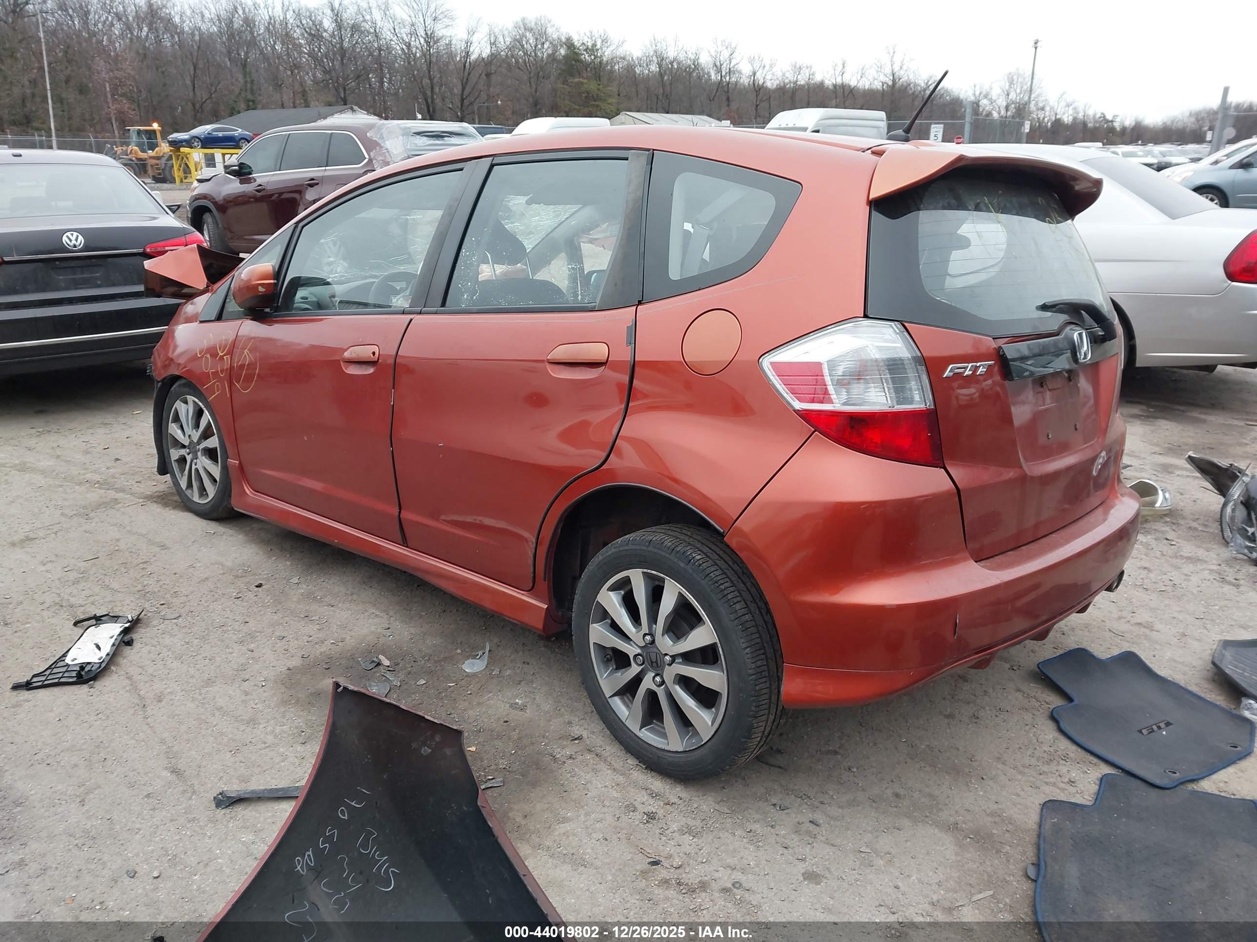 HONDA FIT image 3
