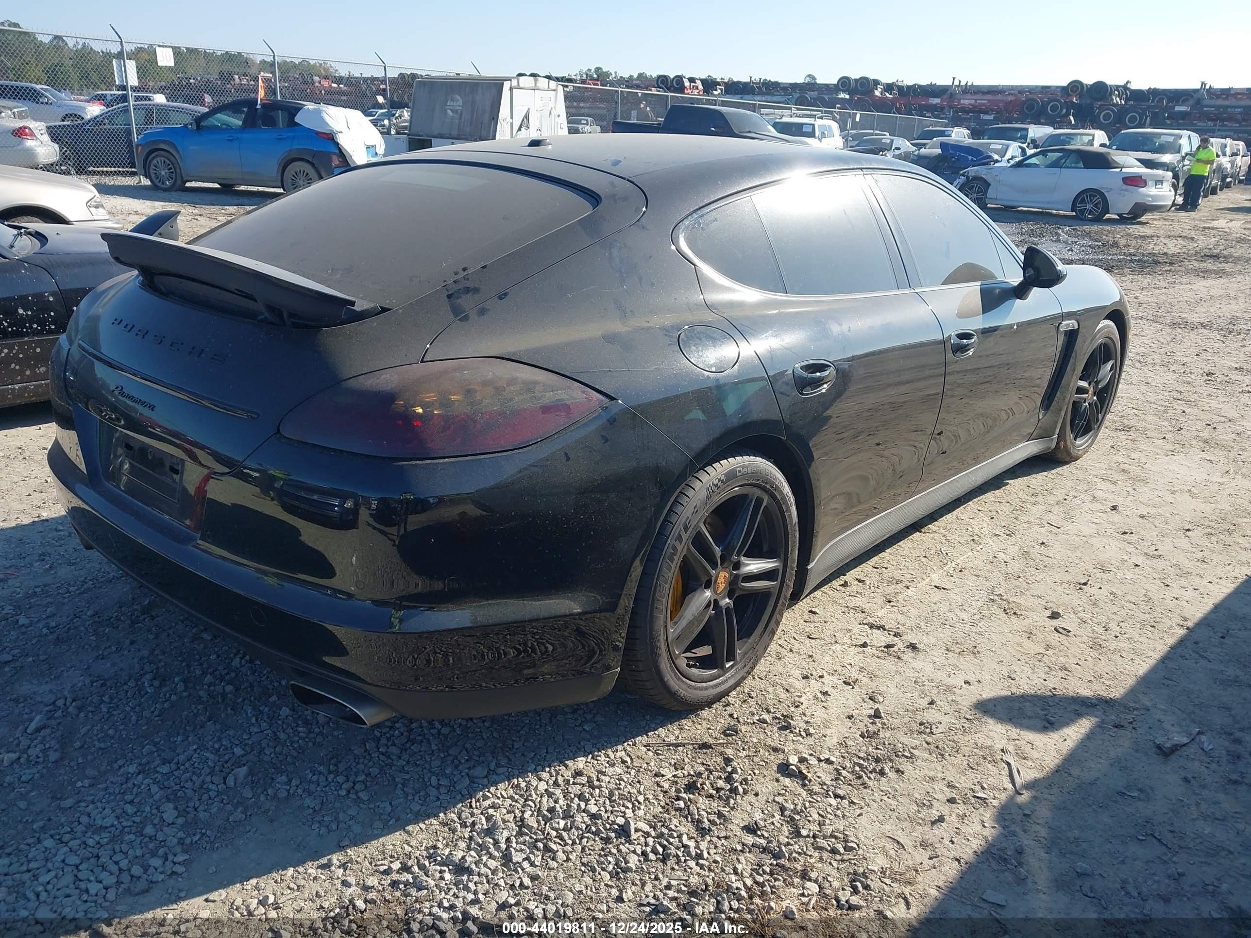 PORSCHE PANAMERA image 4