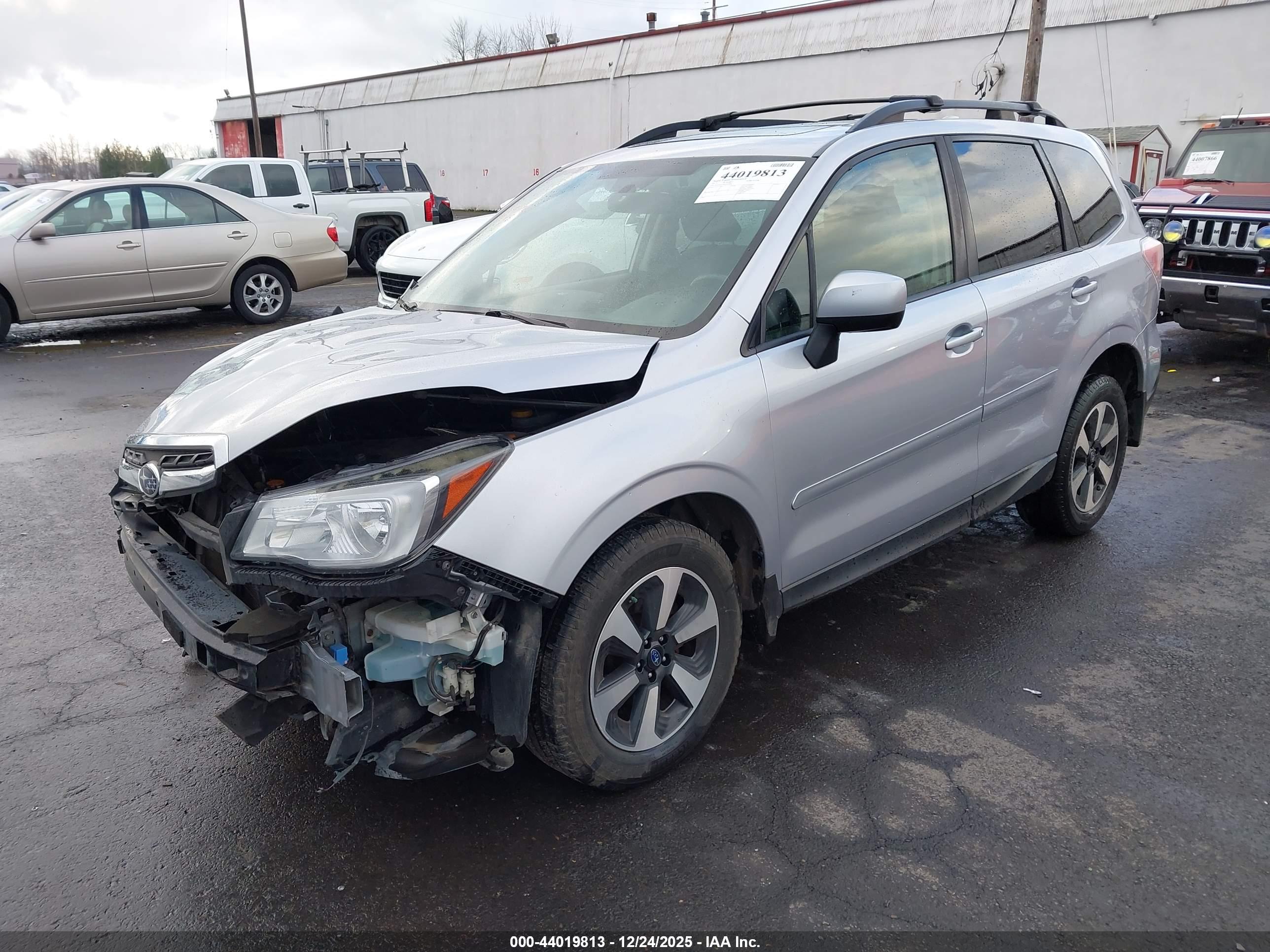 SUBARU FORESTER image 2