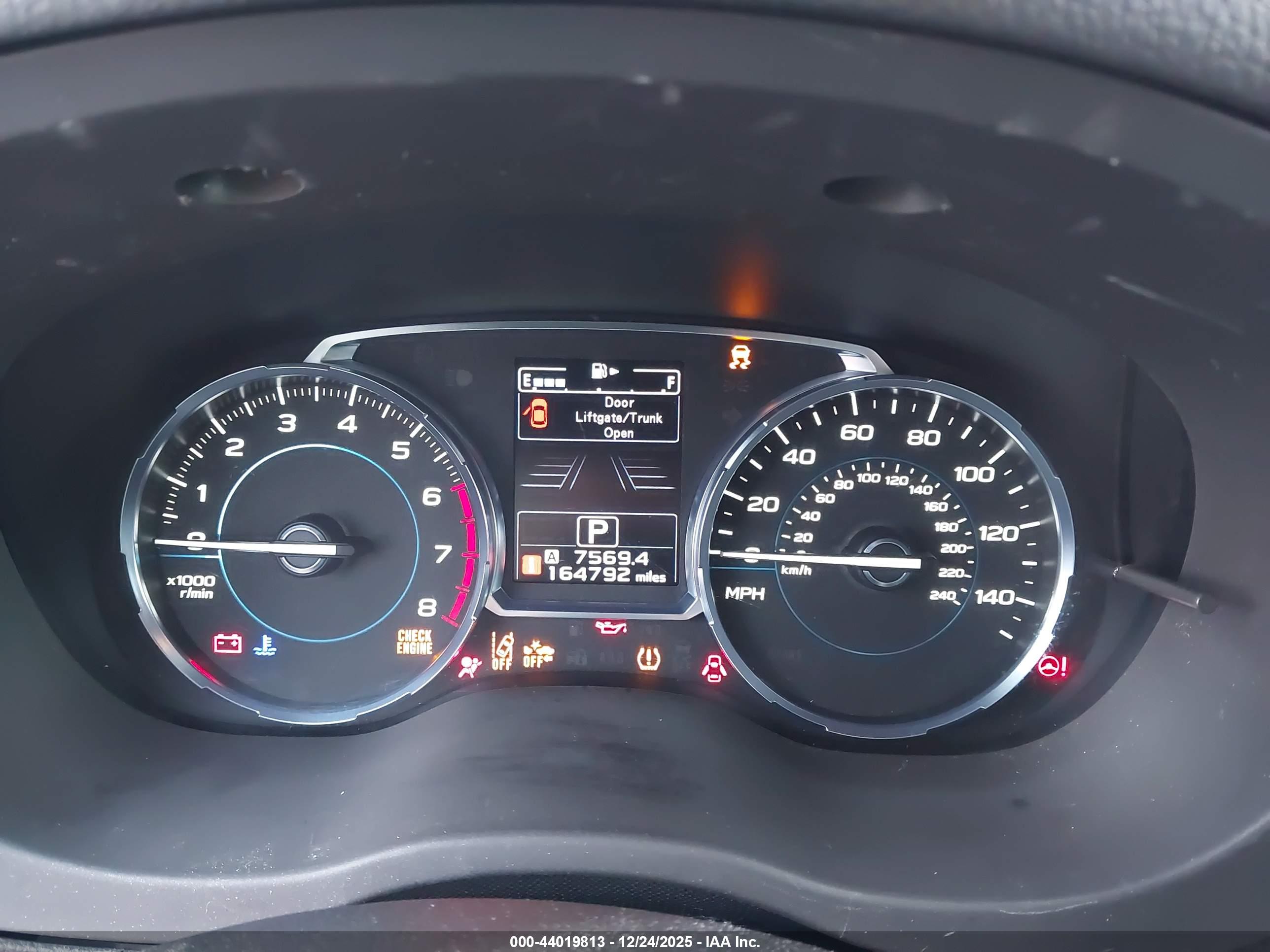 SUBARU FORESTER image 7
