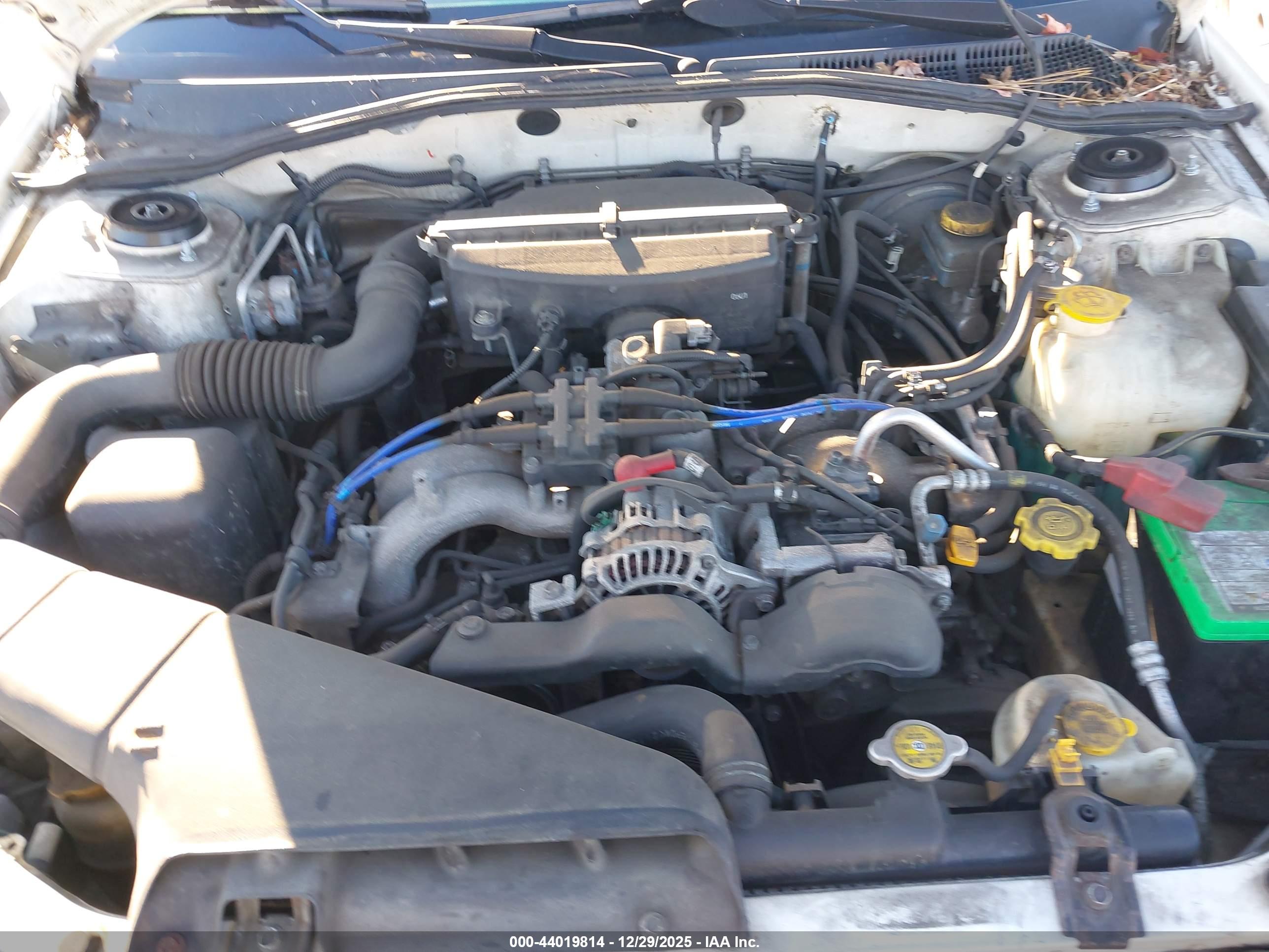 SUBARU OUTBACK image 10