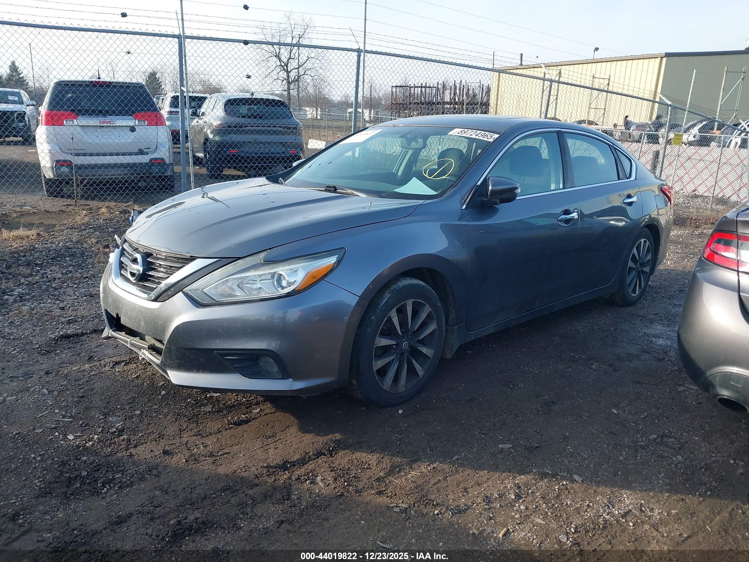 NISSAN ALTIMA image 2