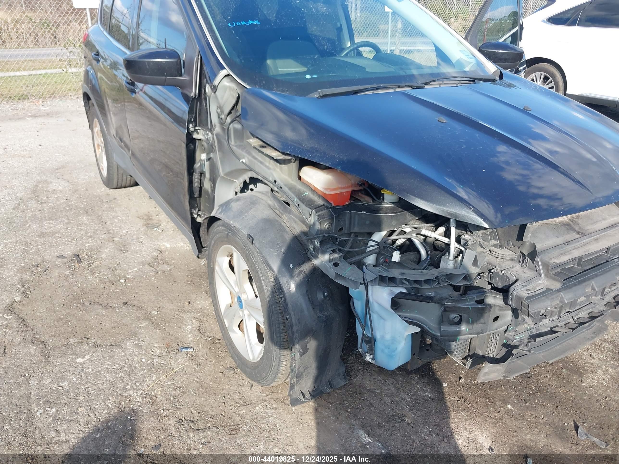 FORD ESCAPE image 6