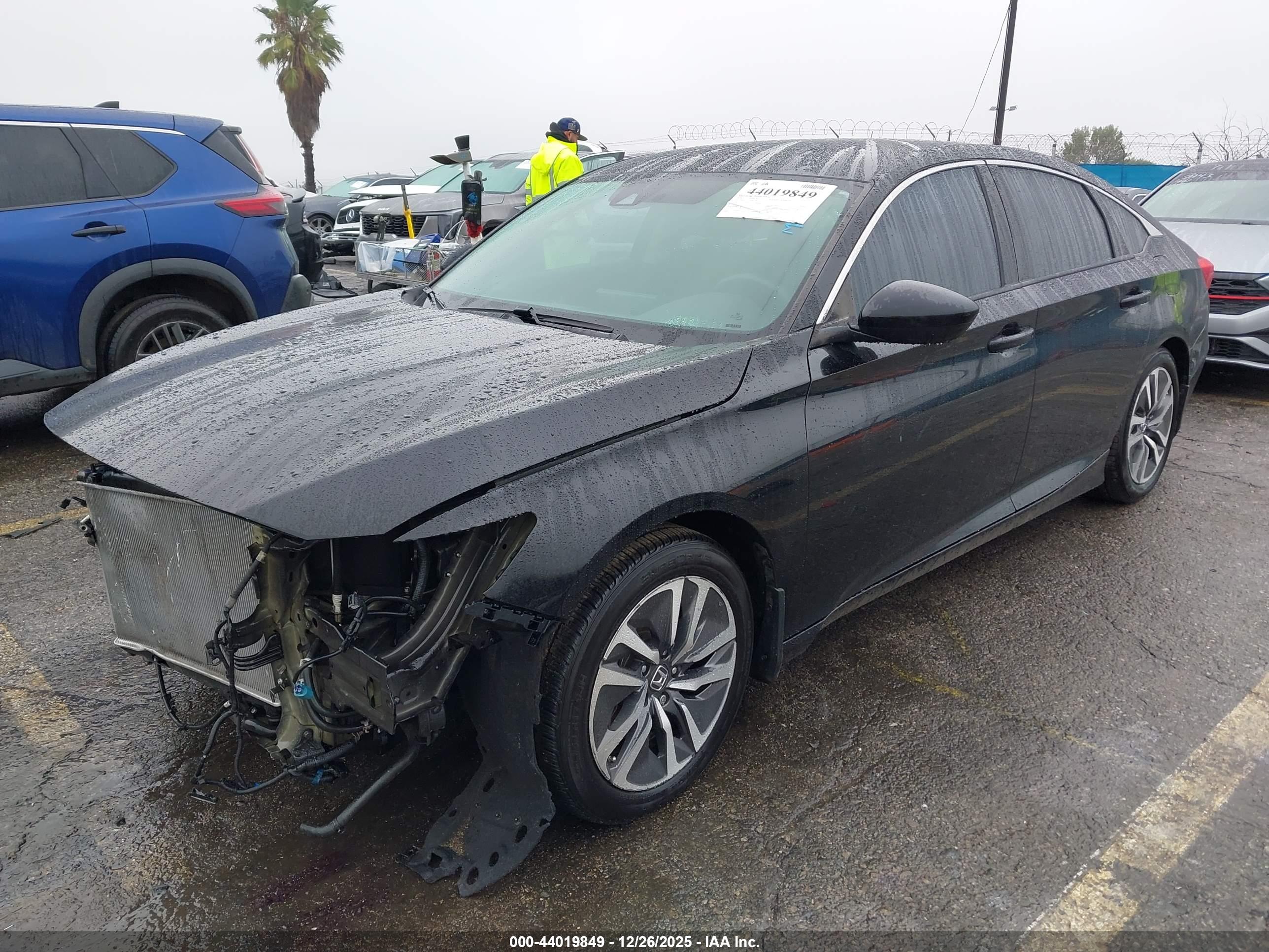 HONDA ACCORD image 2