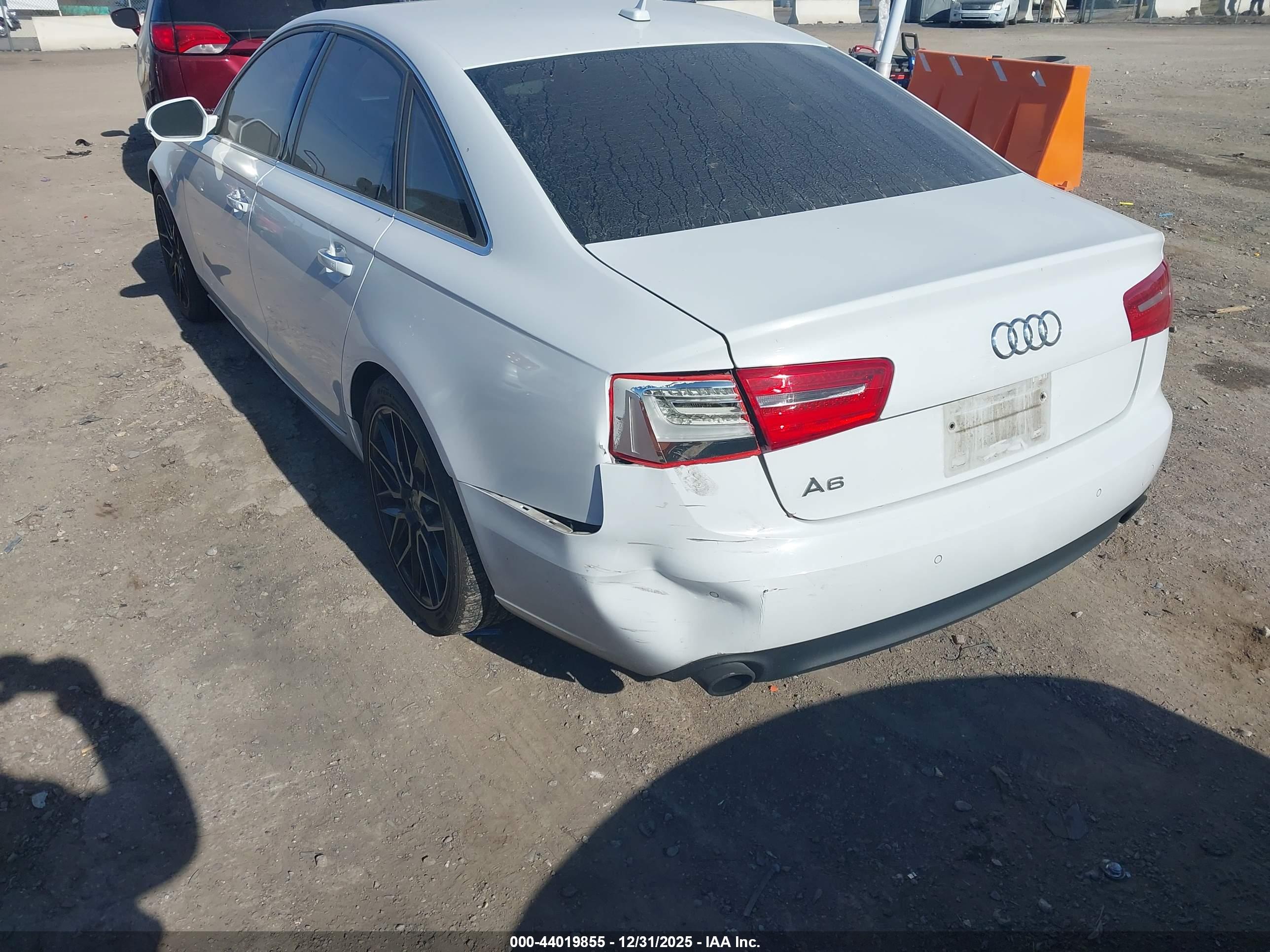 AUDI A6 image 6