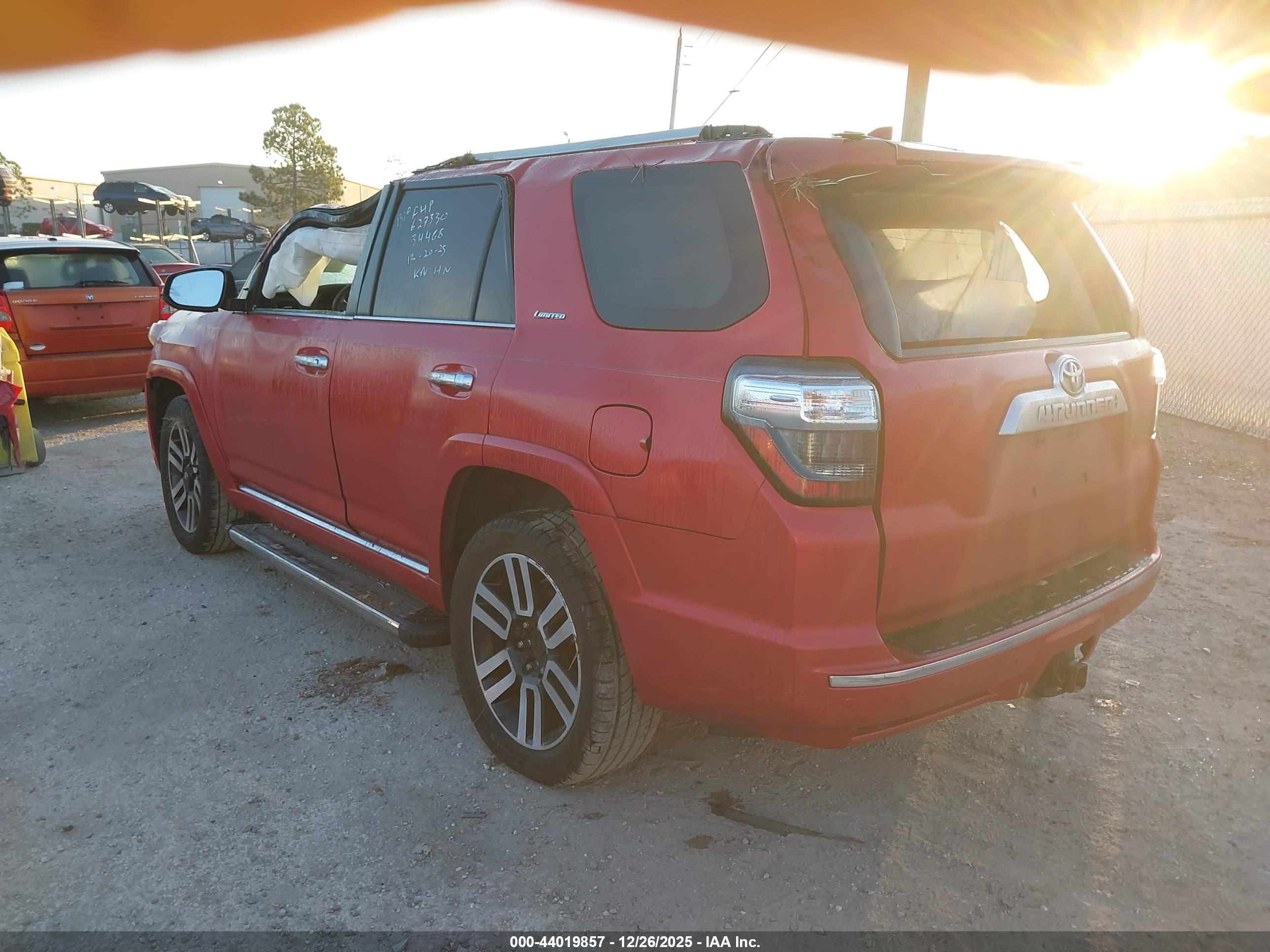 TOYOTA 4RUNNER image 3