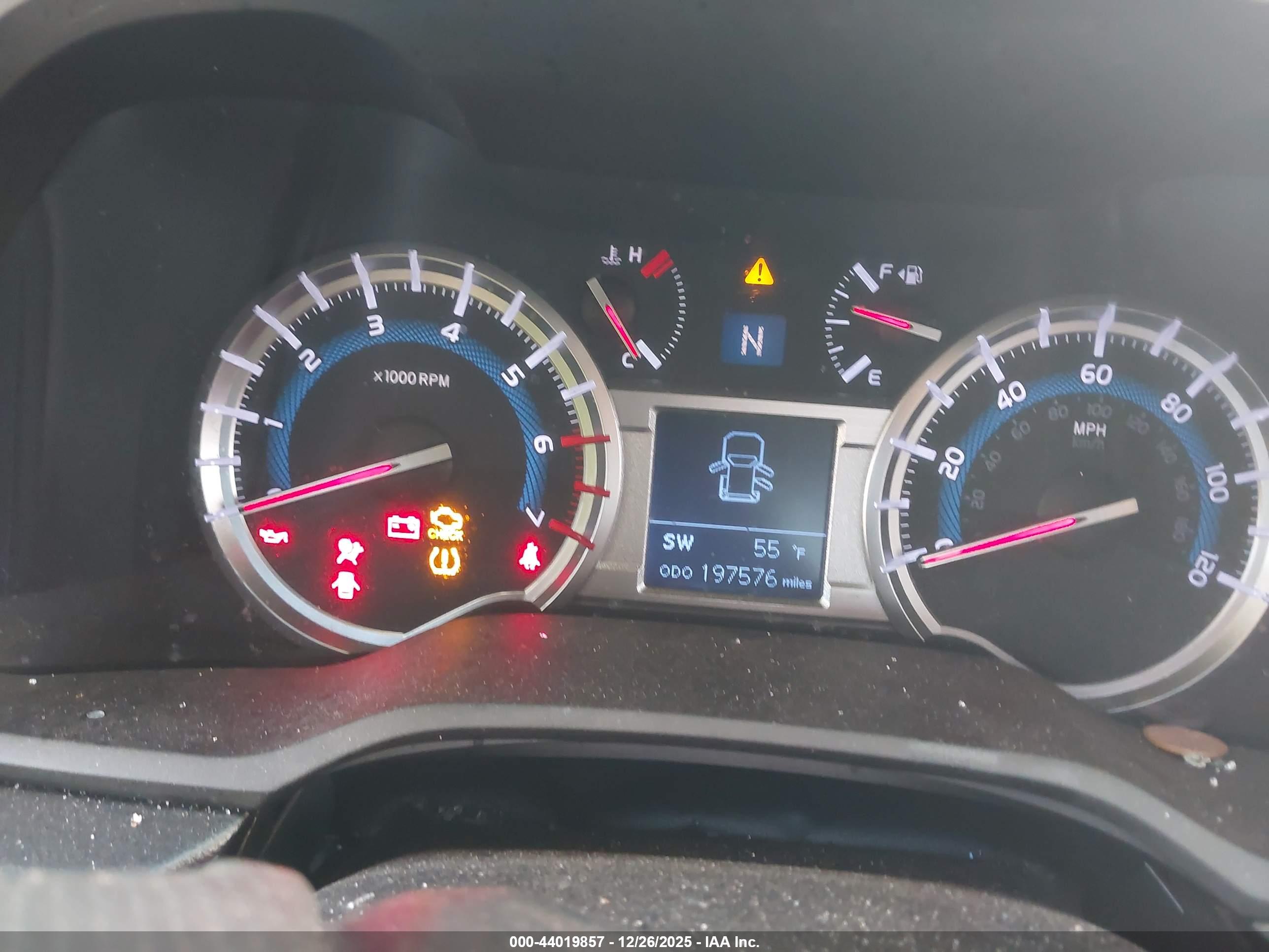 TOYOTA 4RUNNER image 7
