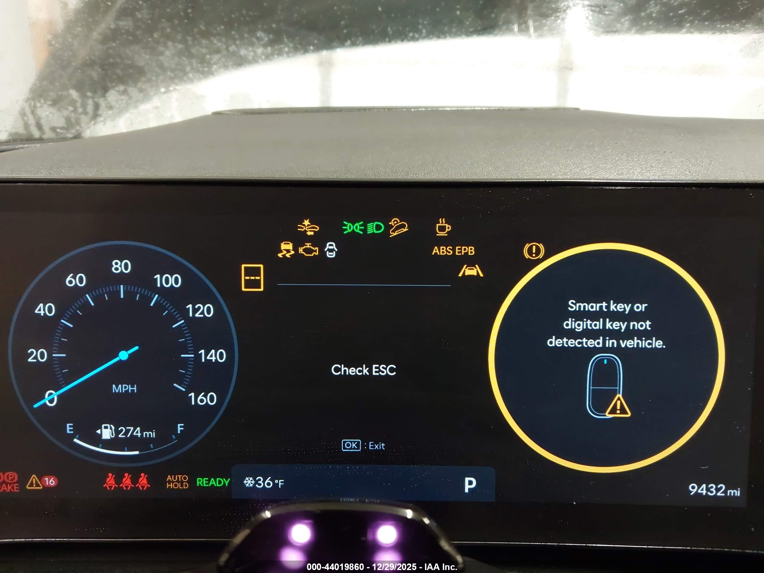 HYUNDAI TUCSON image 7