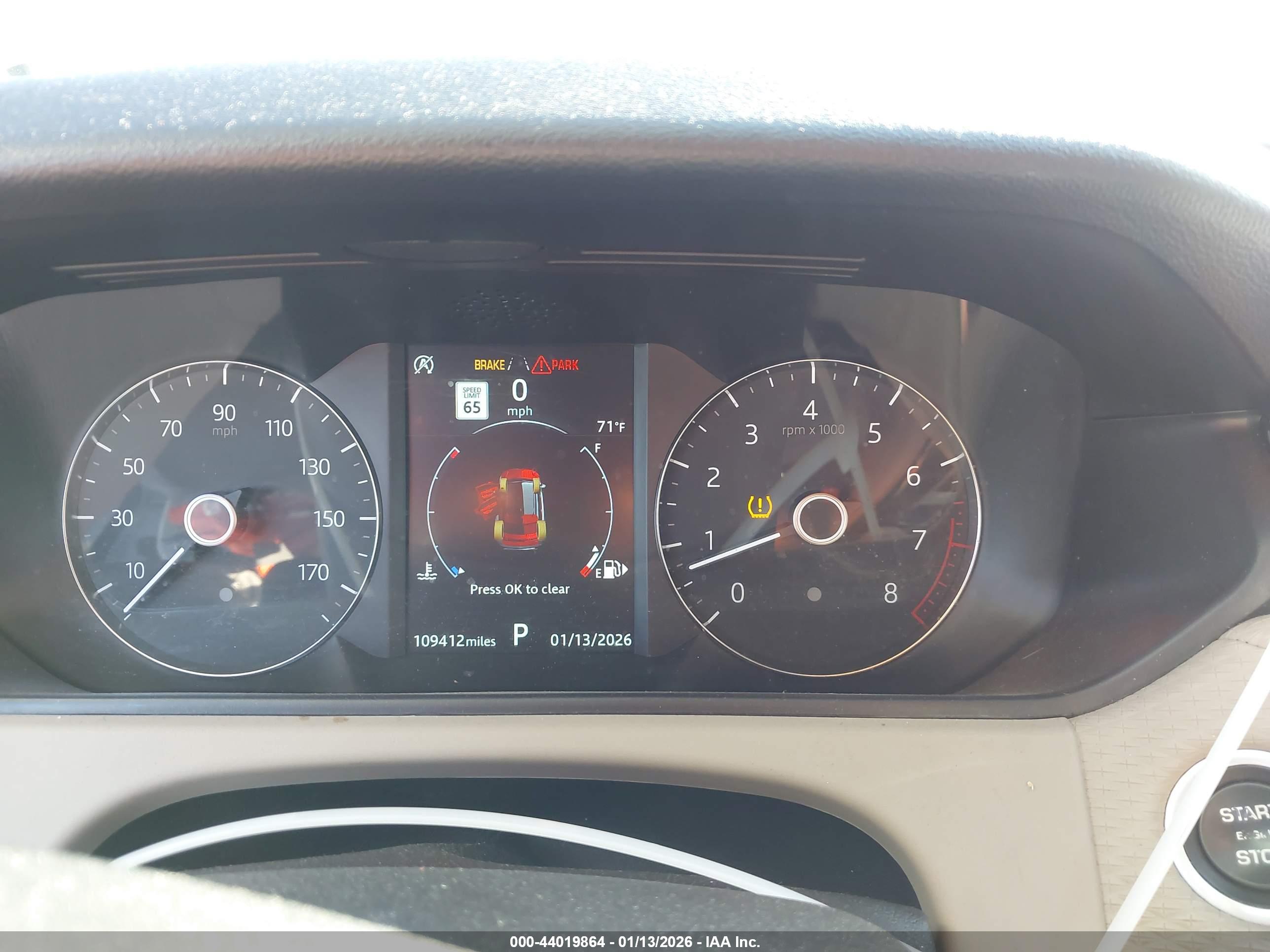LAND ROVER image 7