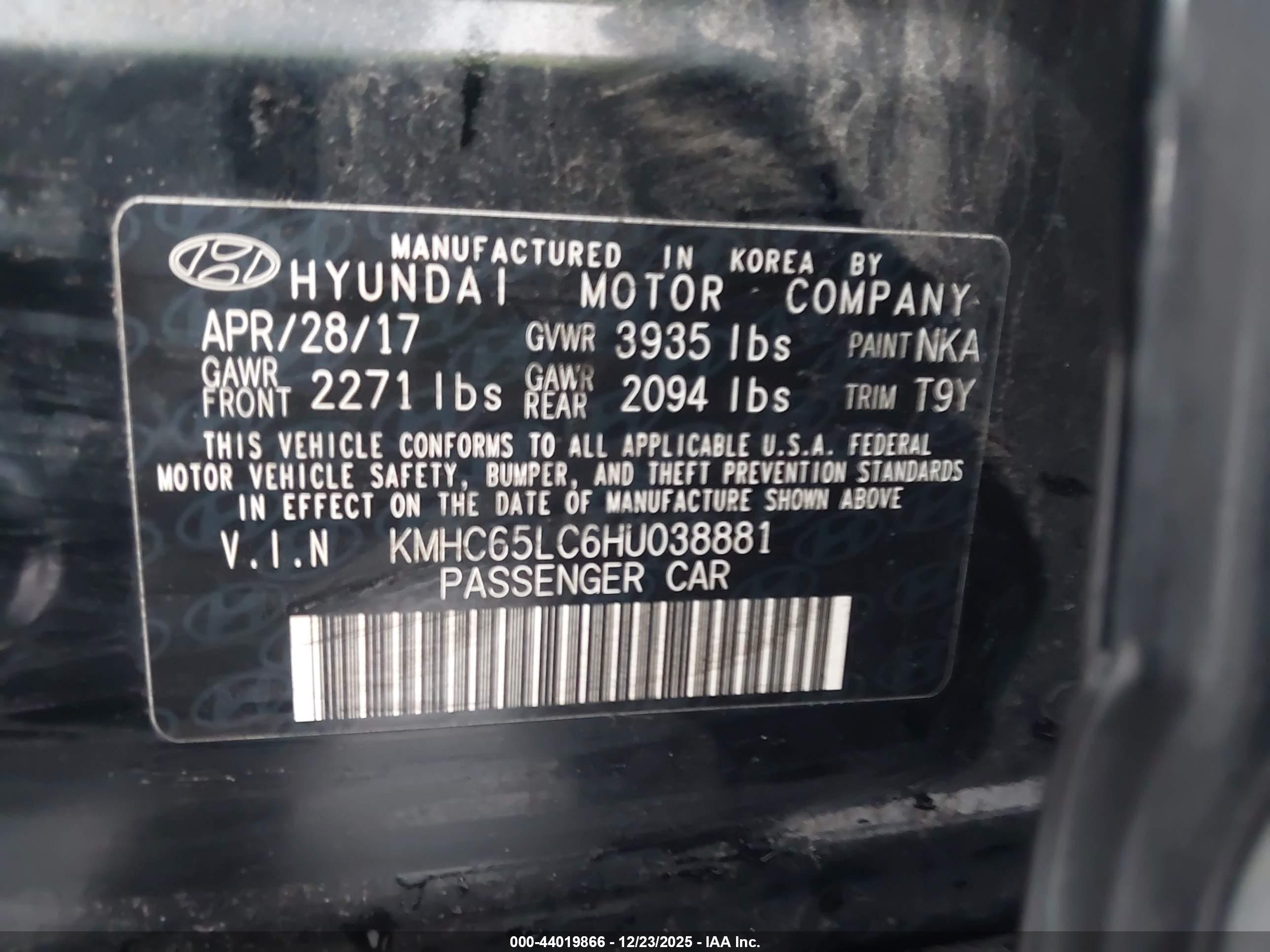 HYUNDAI IONIQ image 9