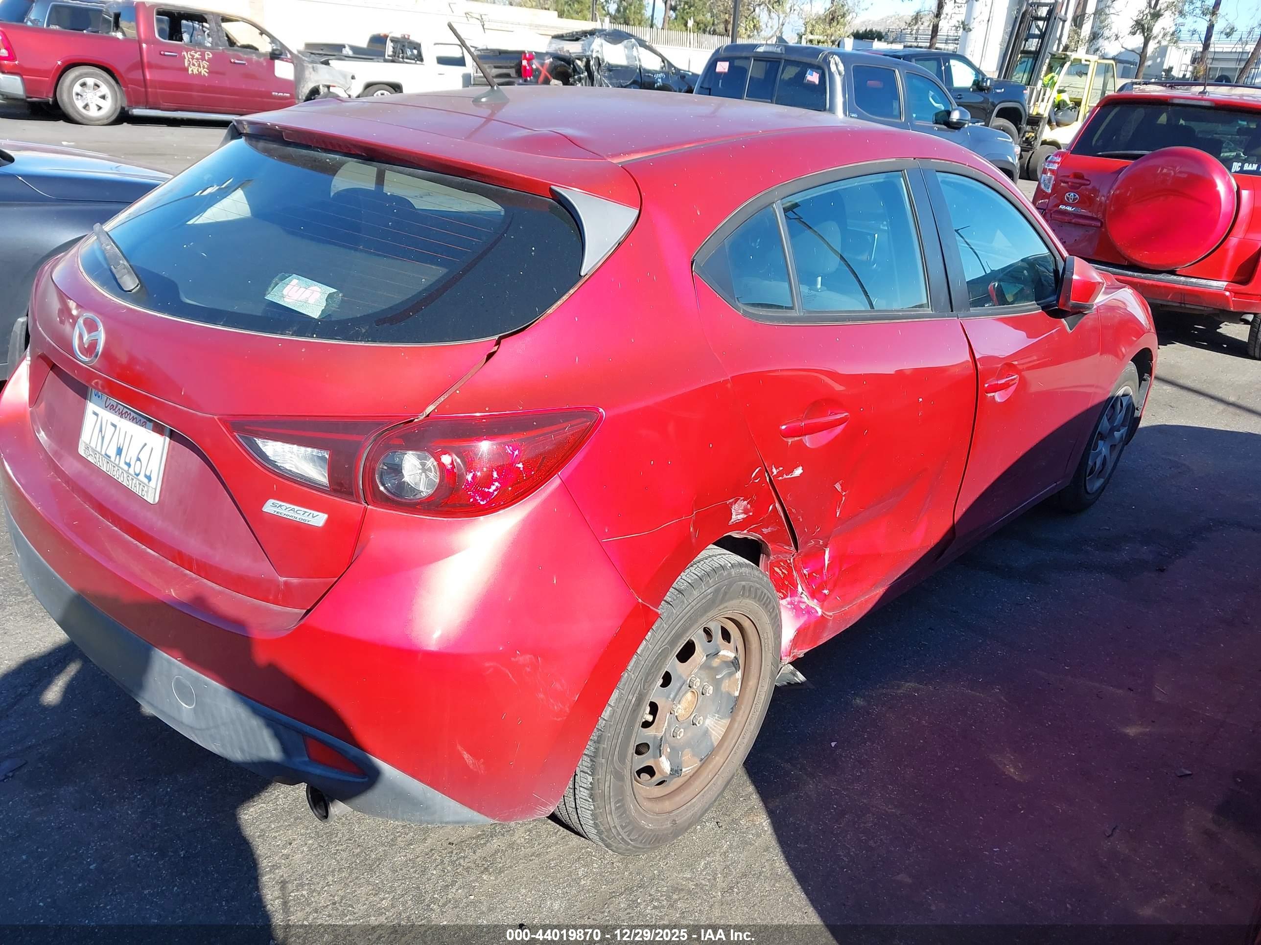 MAZDA MAZDA3 image 6