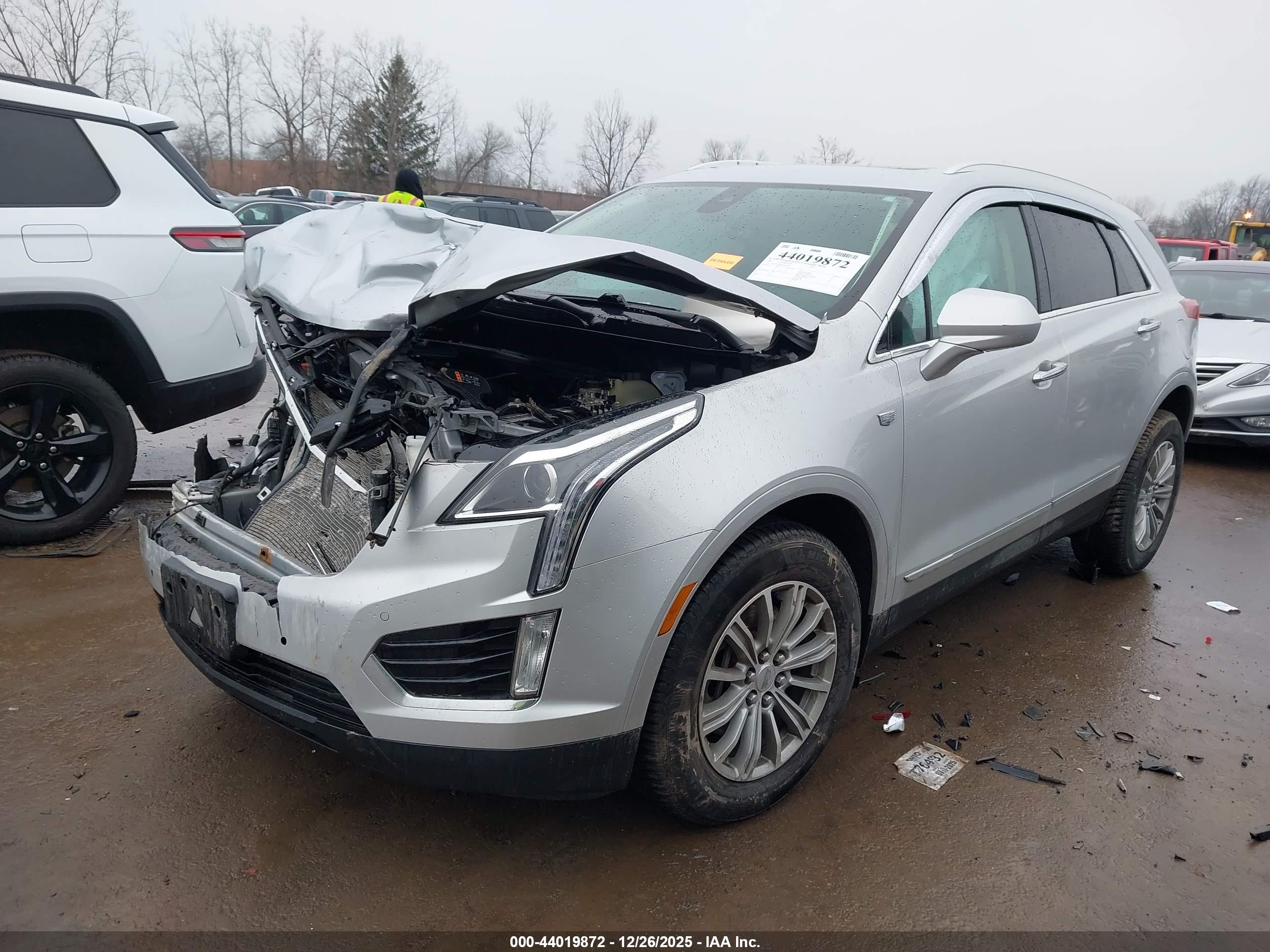 CADILLAC XT5 image 2