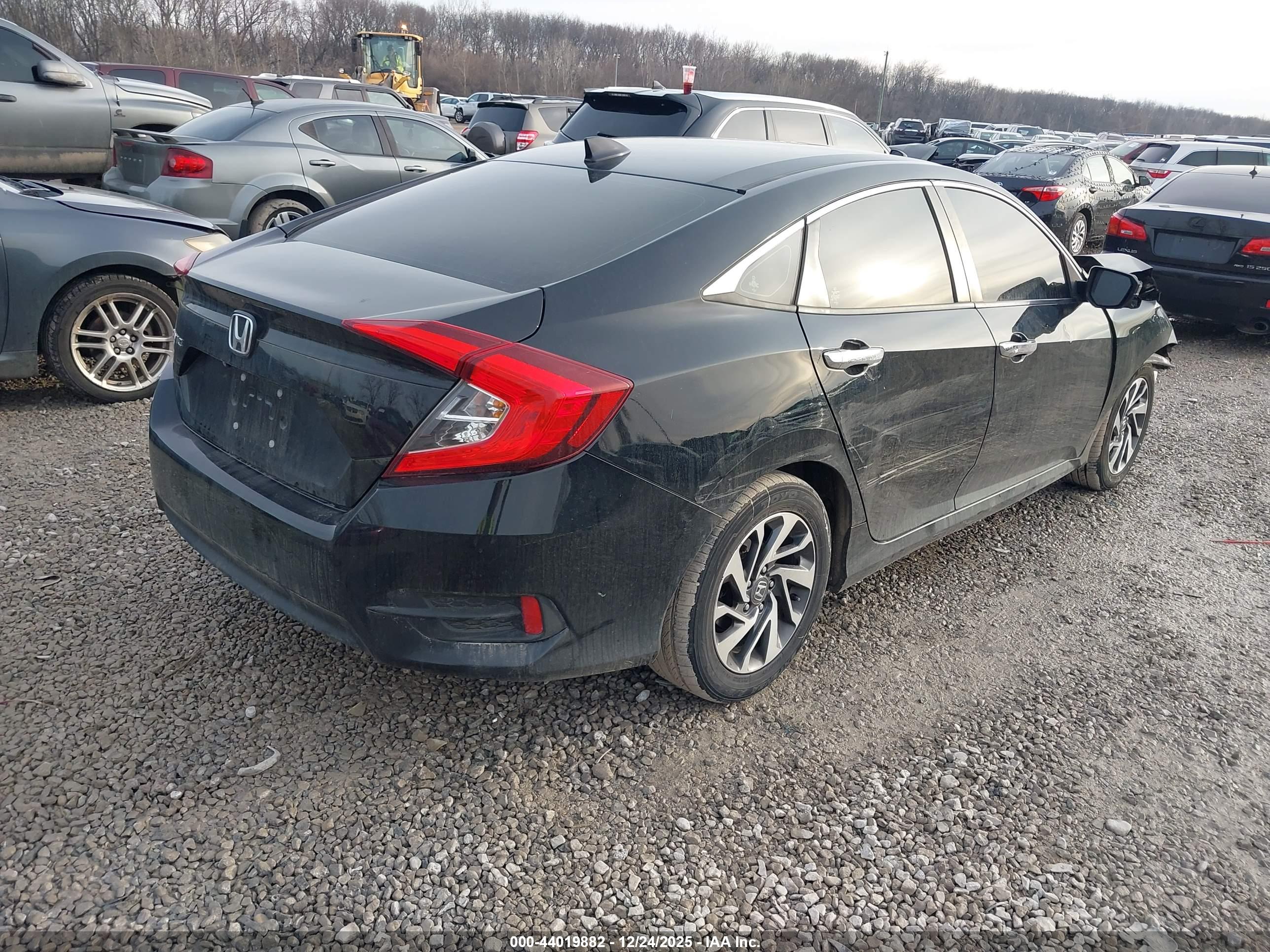 HONDA CIVIC image 4