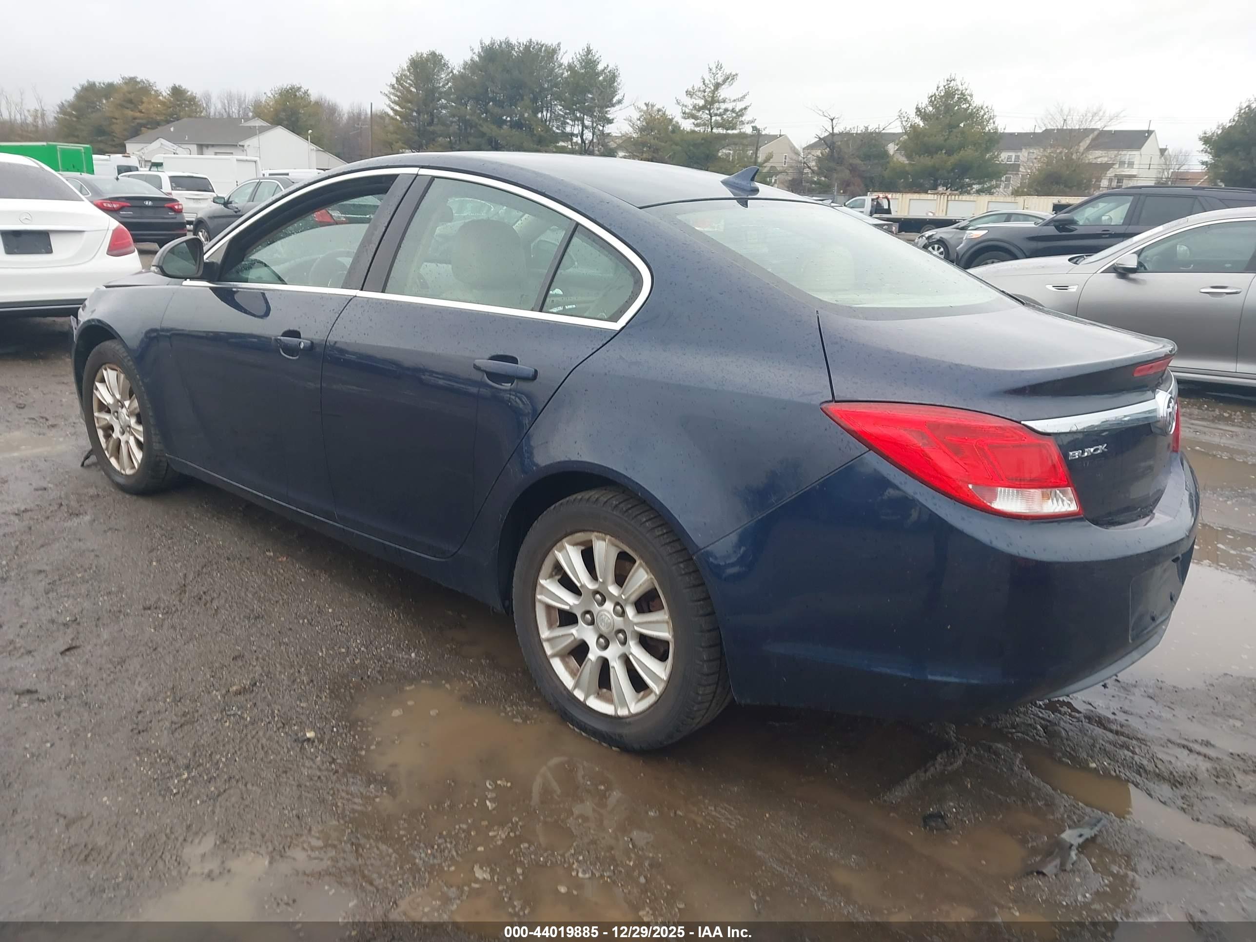 BUICK REGAL image 3