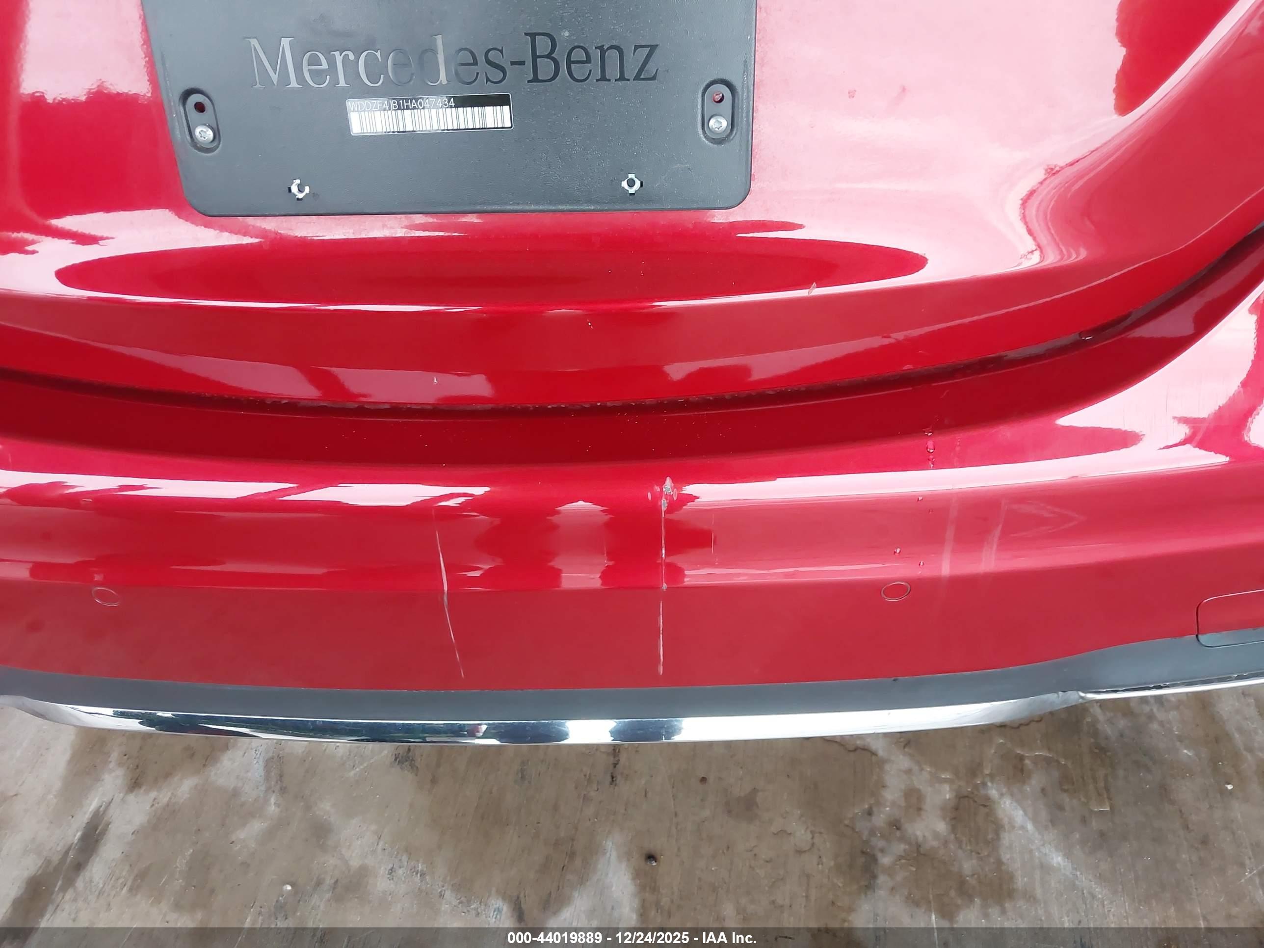 MERCEDES-BENZ E image 6