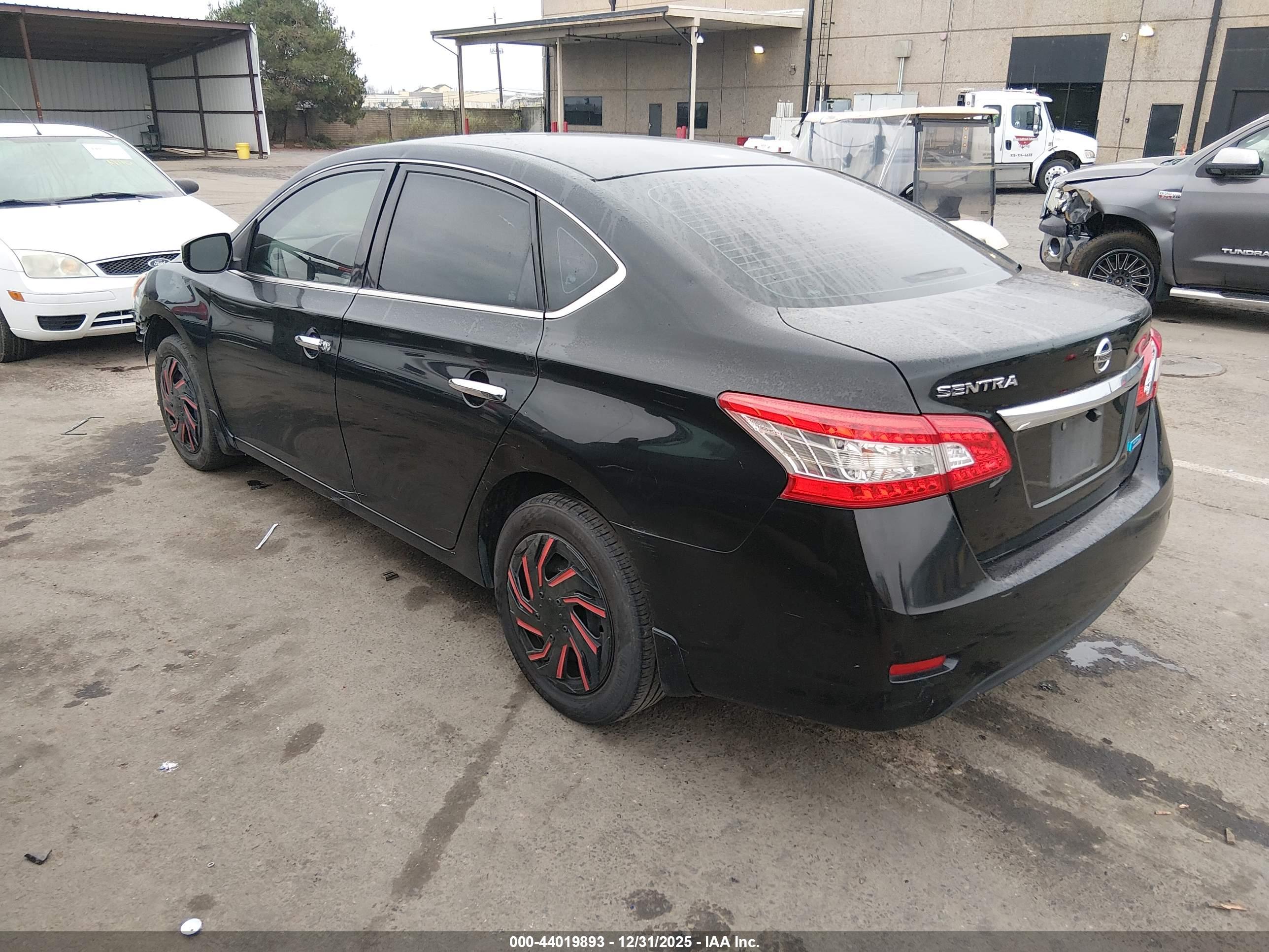 NISSAN SENTRA image 3
