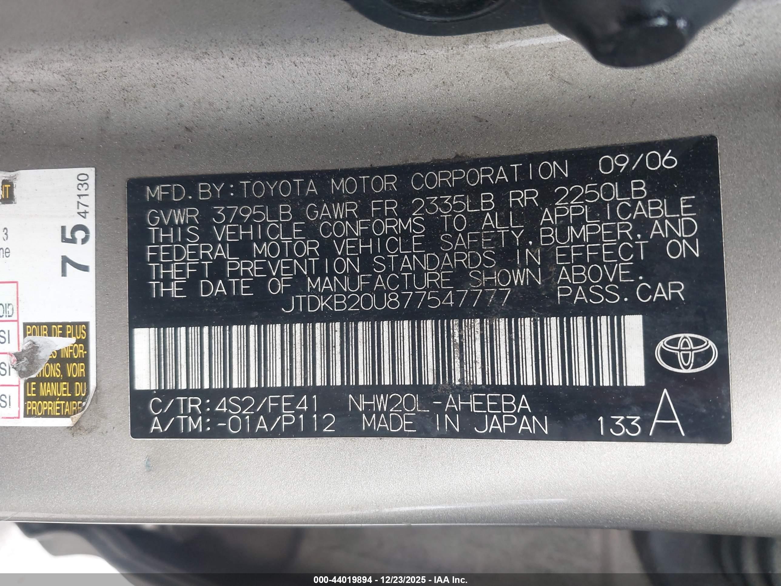 TOYOTA PRIUS image 9