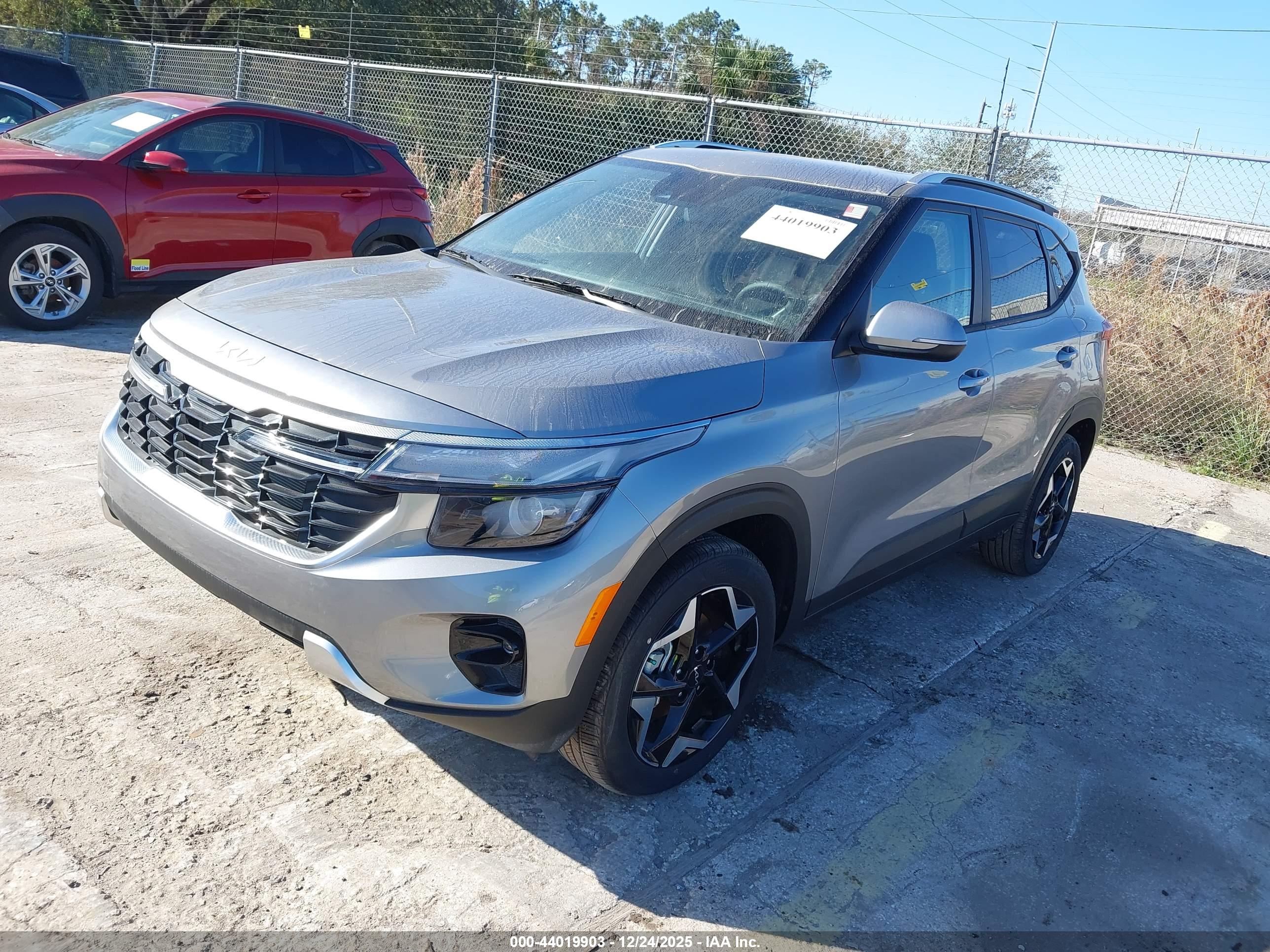 KIA SELTOS image 2