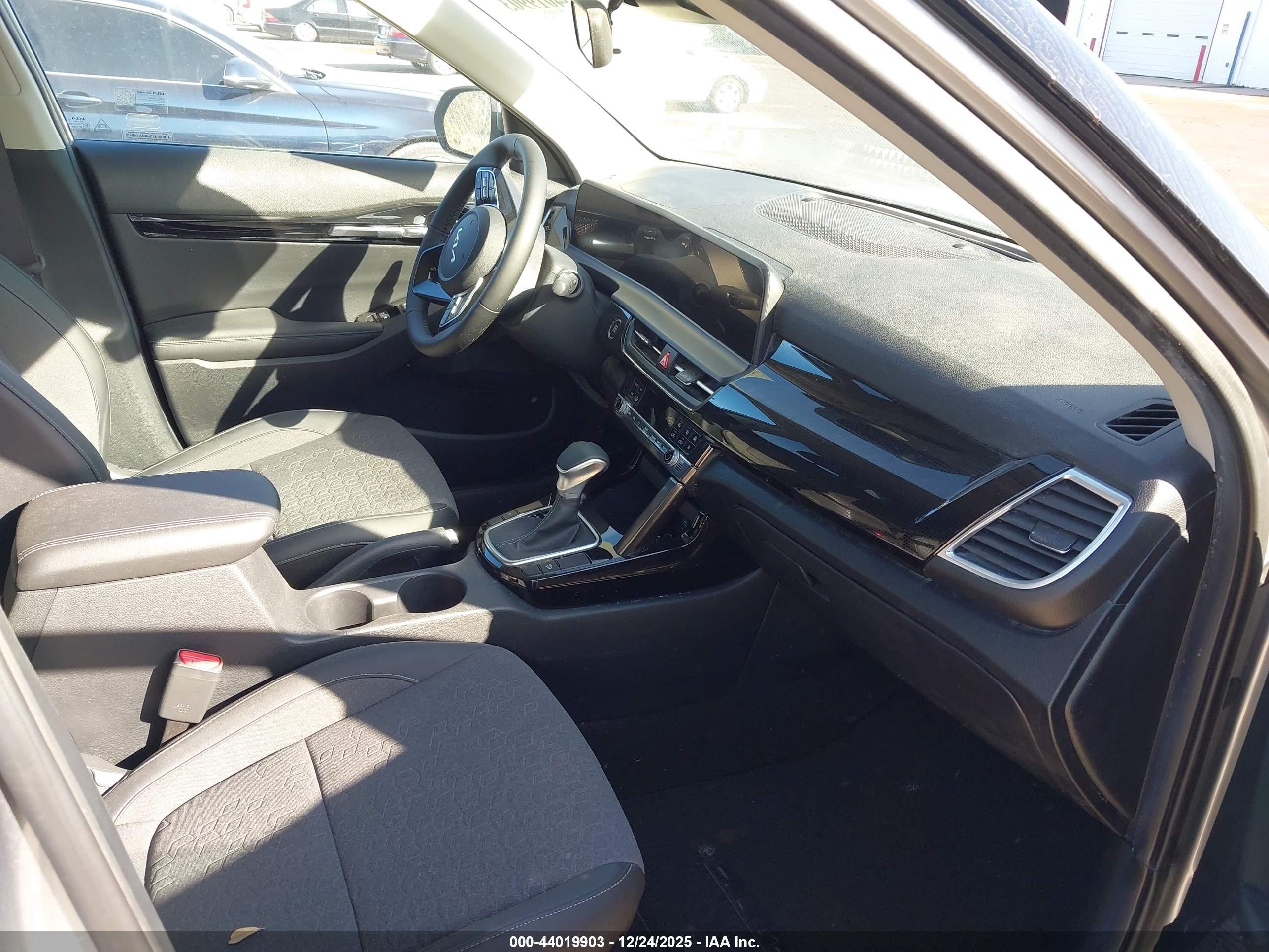 KIA SELTOS image 5
