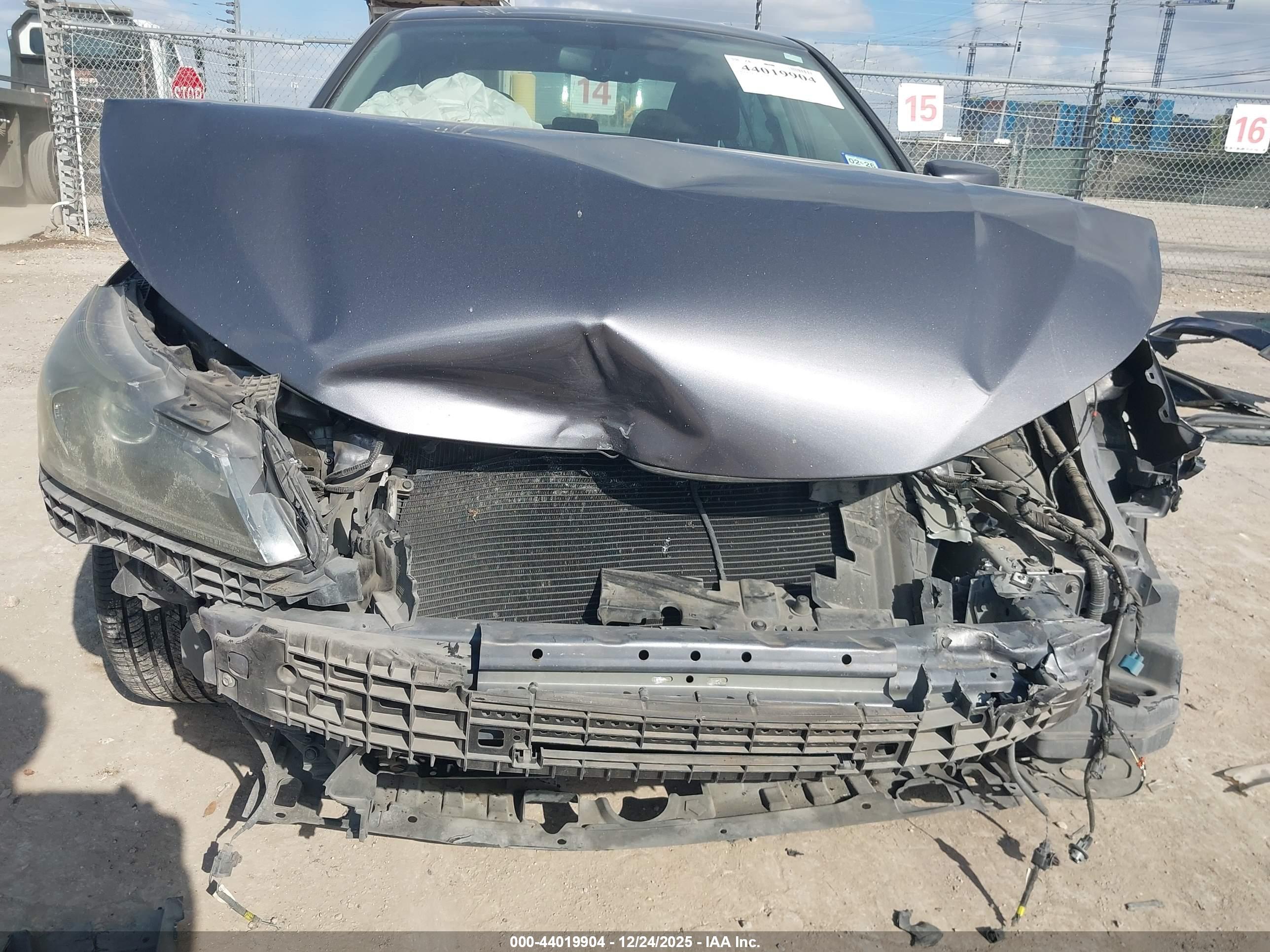 HONDA ACCORD image 6